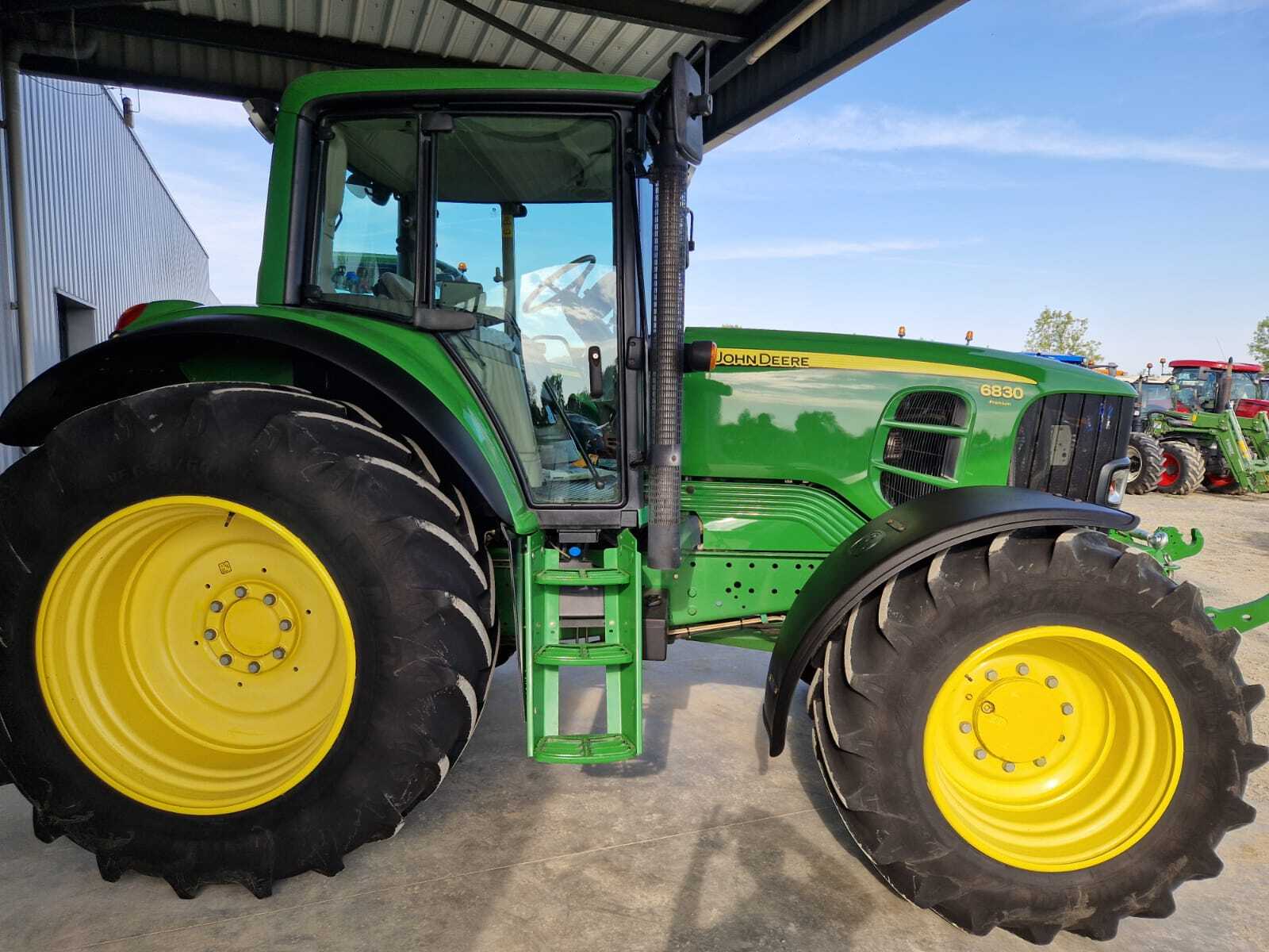 JOHN DEERE 6830 PREMIUM