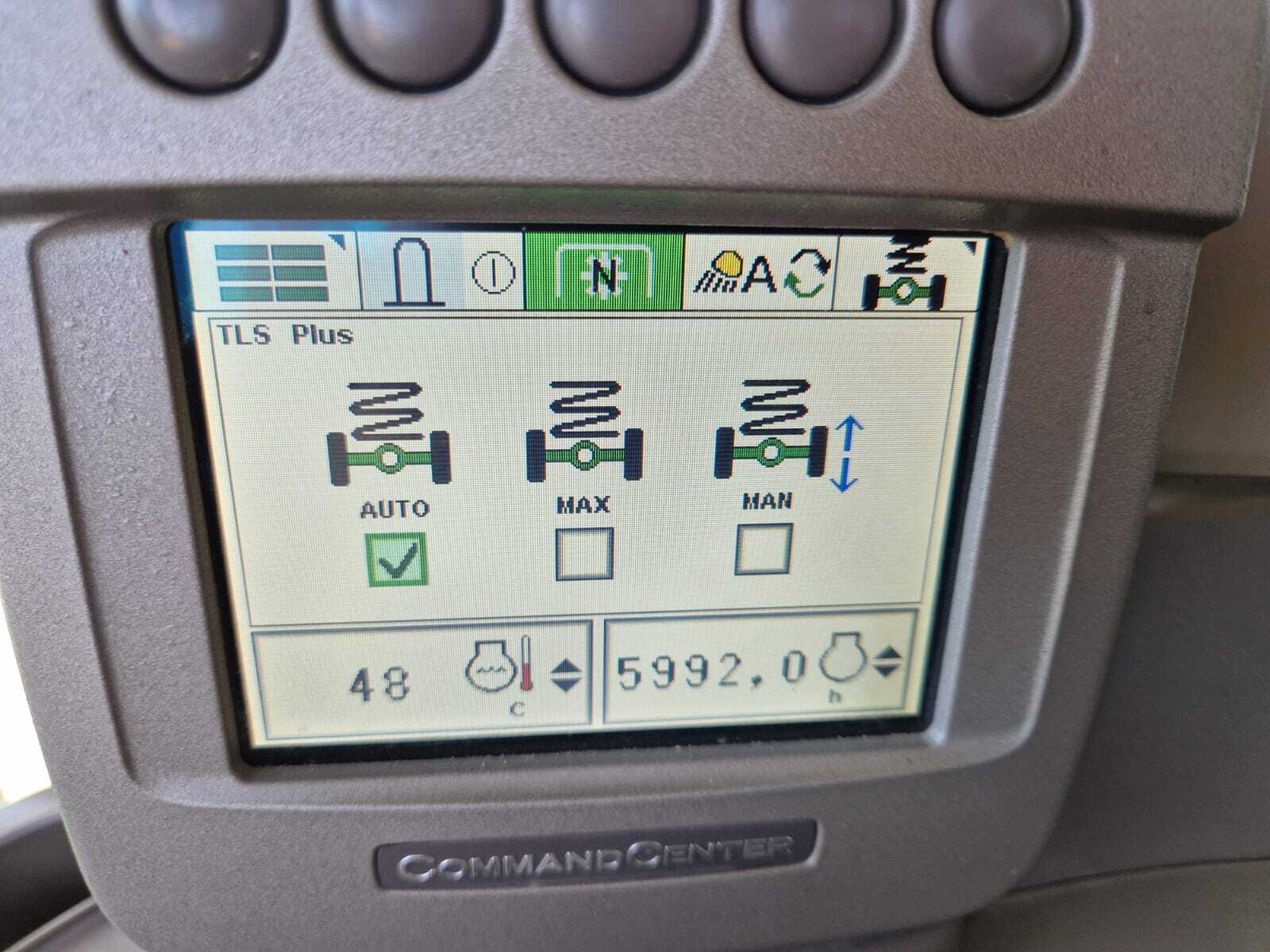 JOHN DEERE 6830 PREMIUM