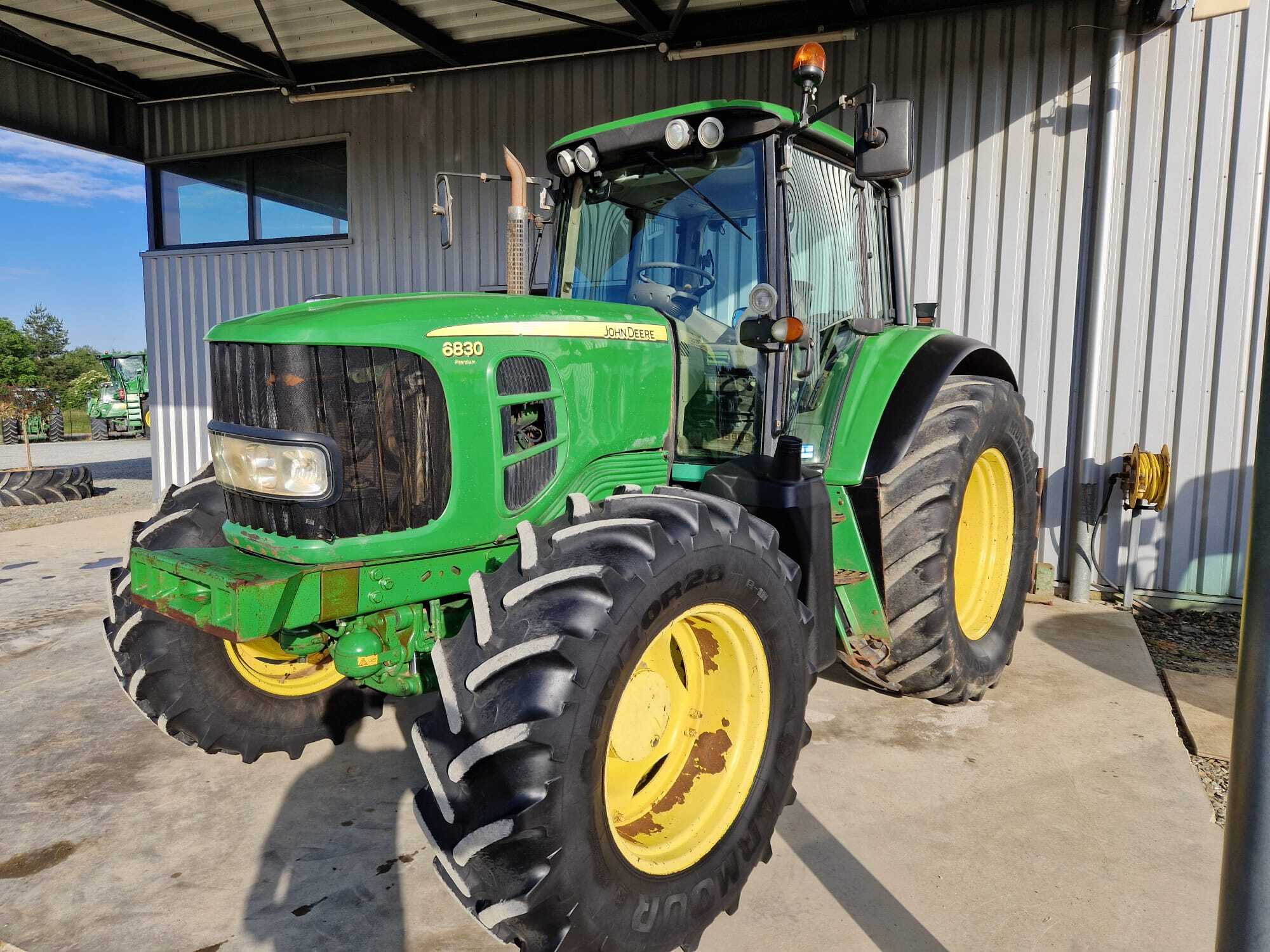 JOHN DEERE 6830 PREMIUM