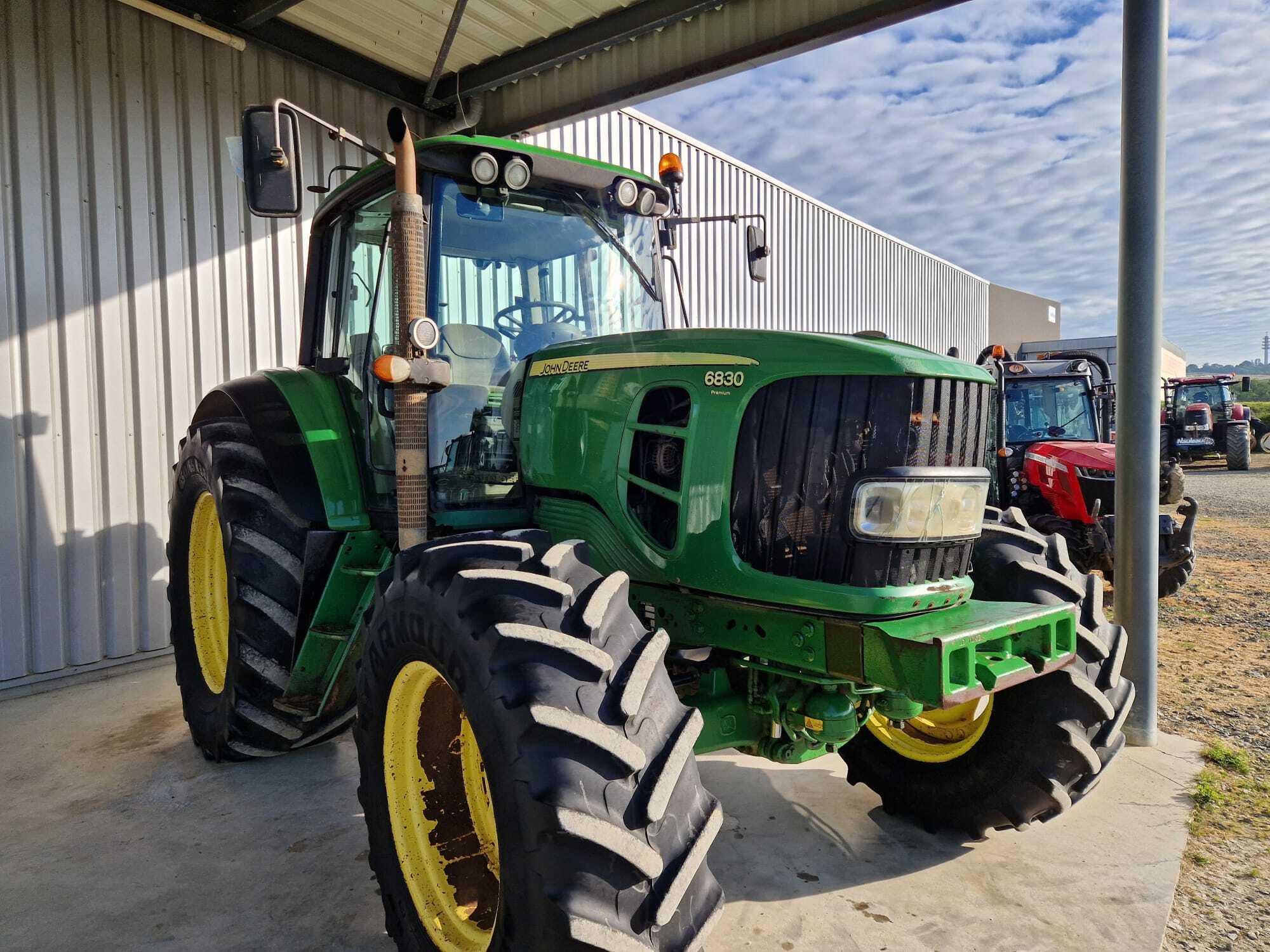 JOHN DEERE 6830 PREMIUM