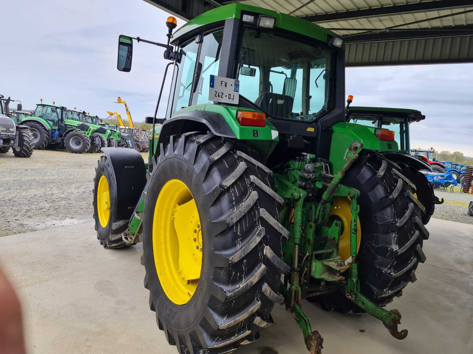 JOHN DEERE 6900