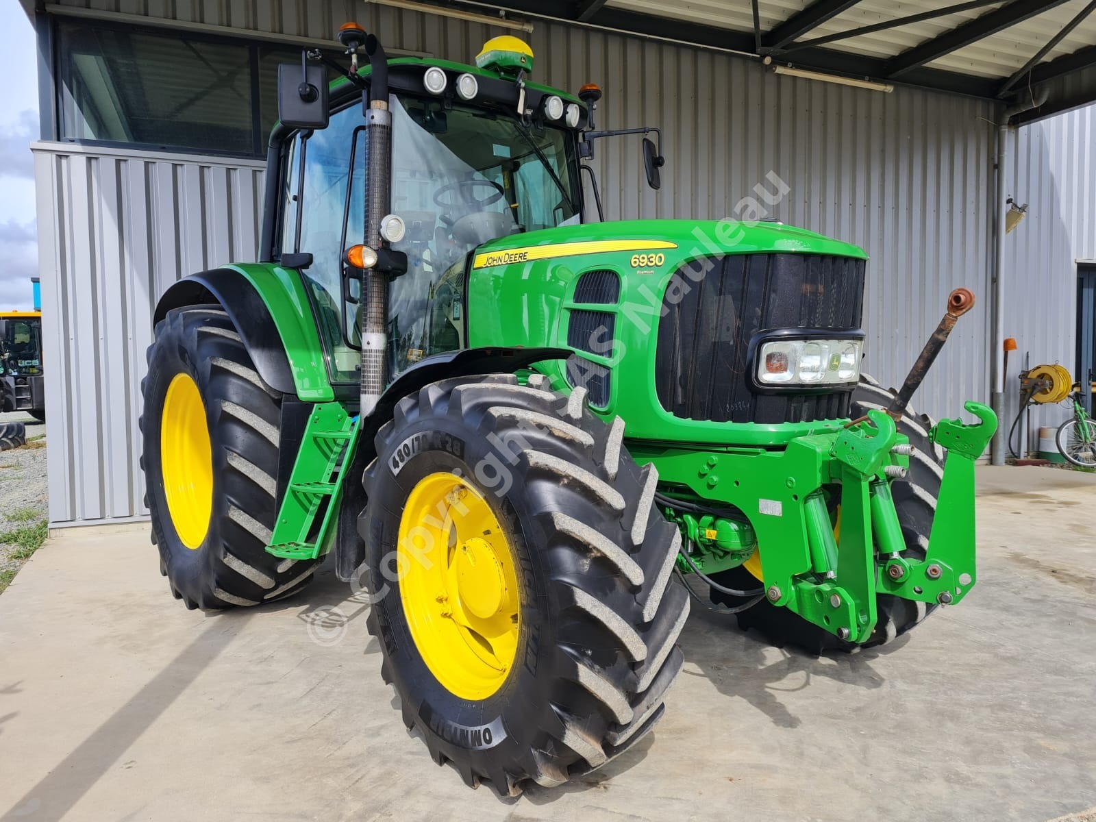 JOHN DEERE 6930 PREMIUM