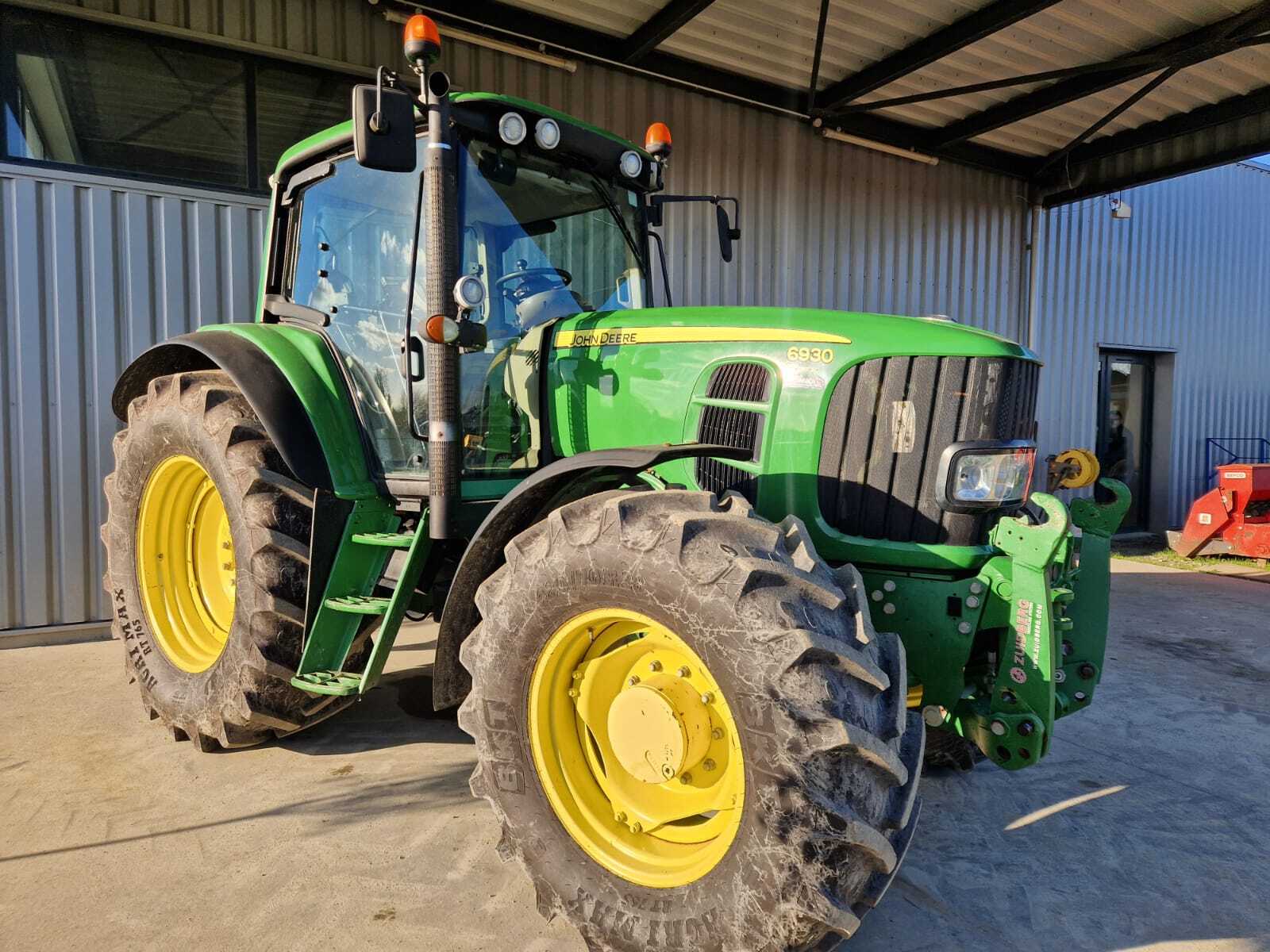 JOHN DEERE 6930 PREMIUM