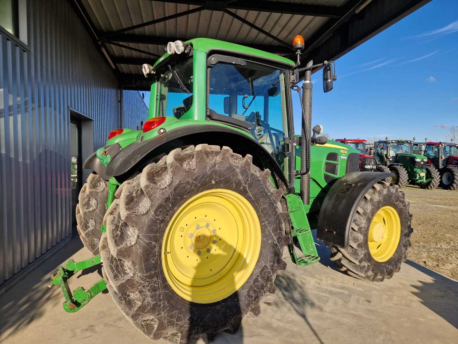 JOHN DEERE 6930 PREMIUM