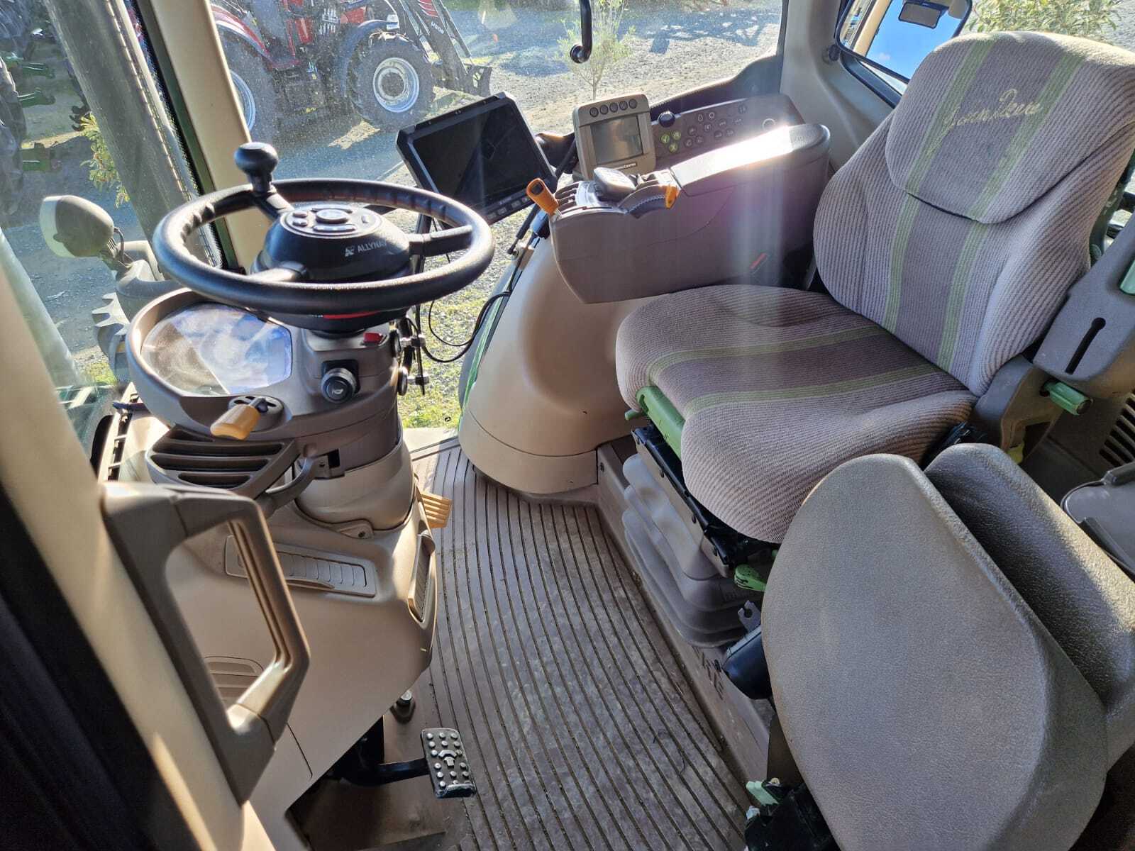 JOHN DEERE 6930 PREMIUM