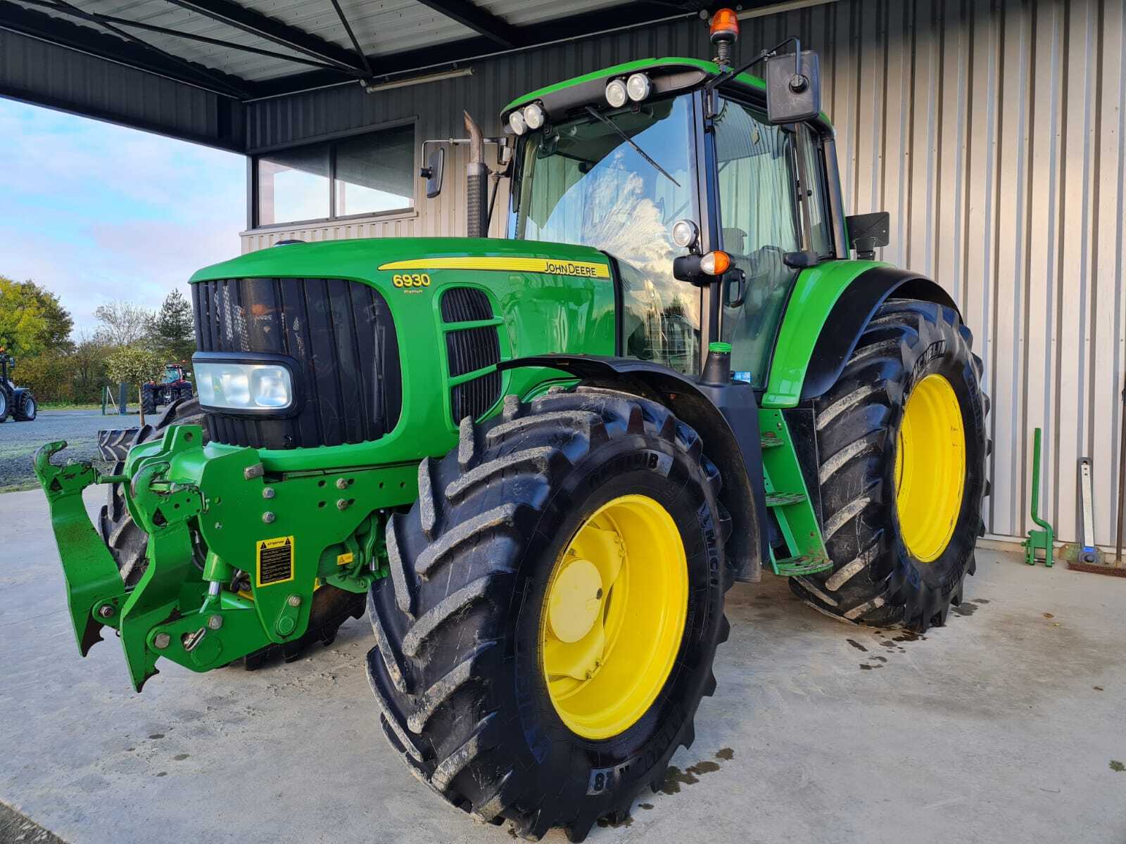 JOHN DEERE 6930 PREMIUM