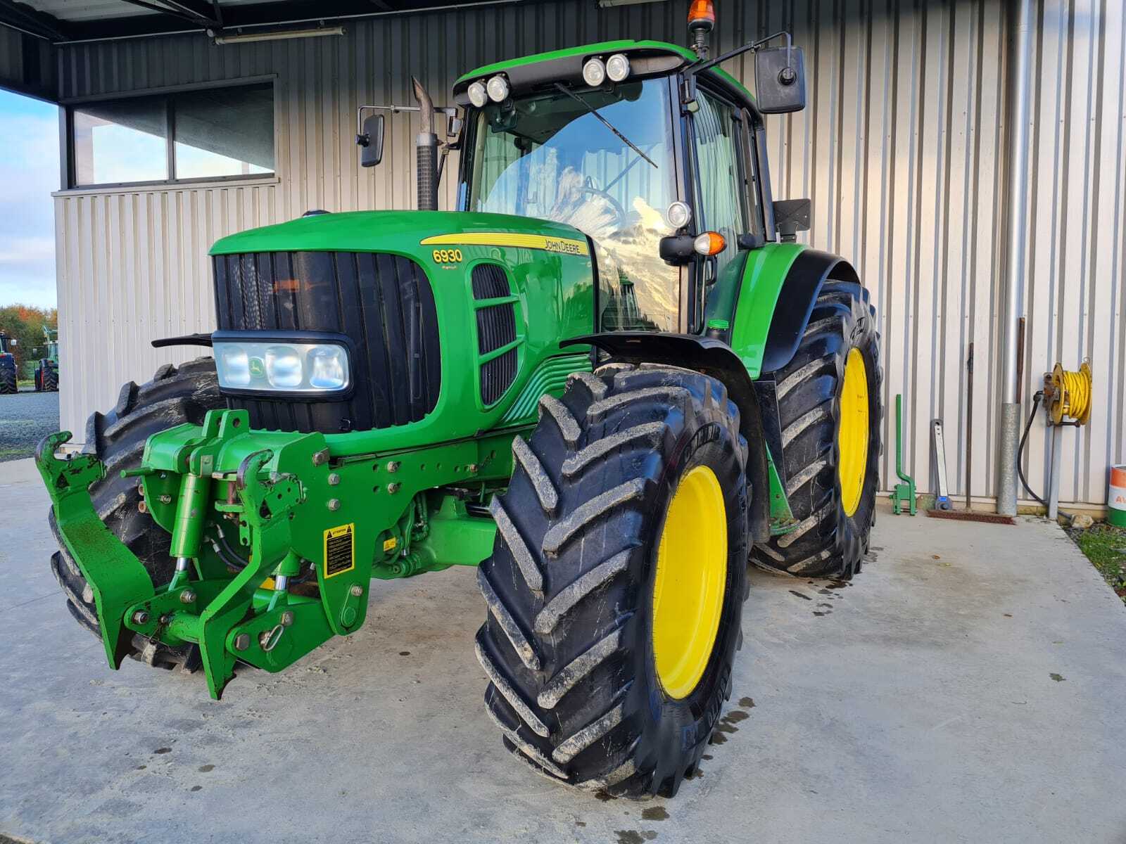 JOHN DEERE 6930 PREMIUM