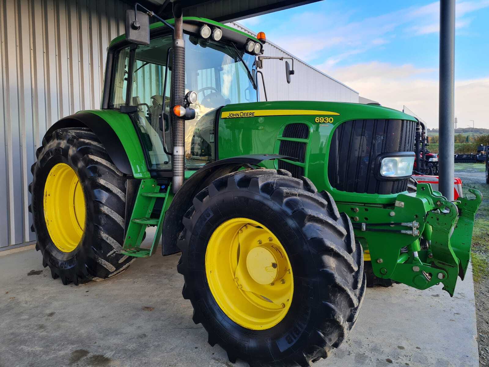 JOHN DEERE 6930 PREMIUM