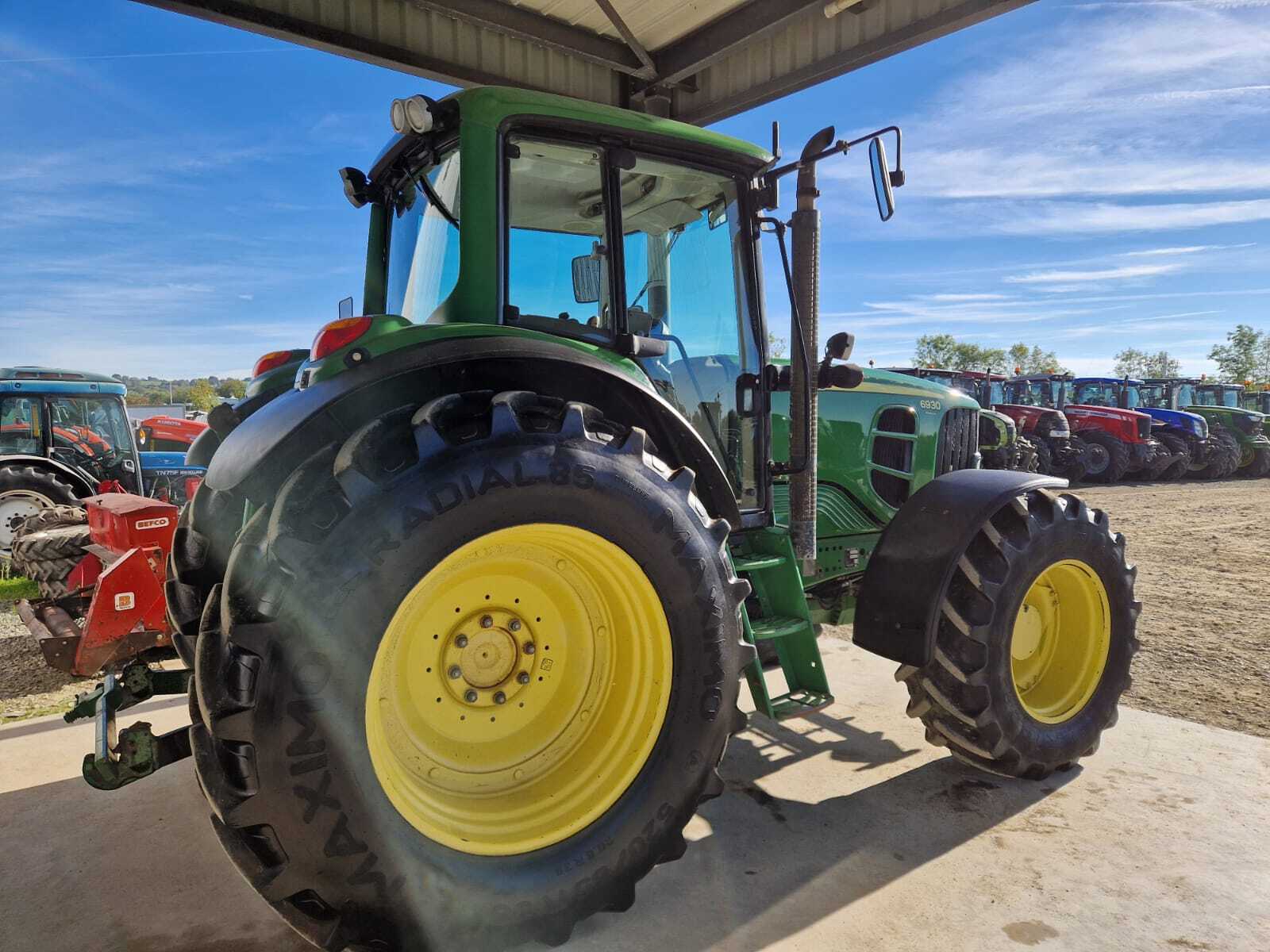 JOHN DEERE 6930 PREMIUM