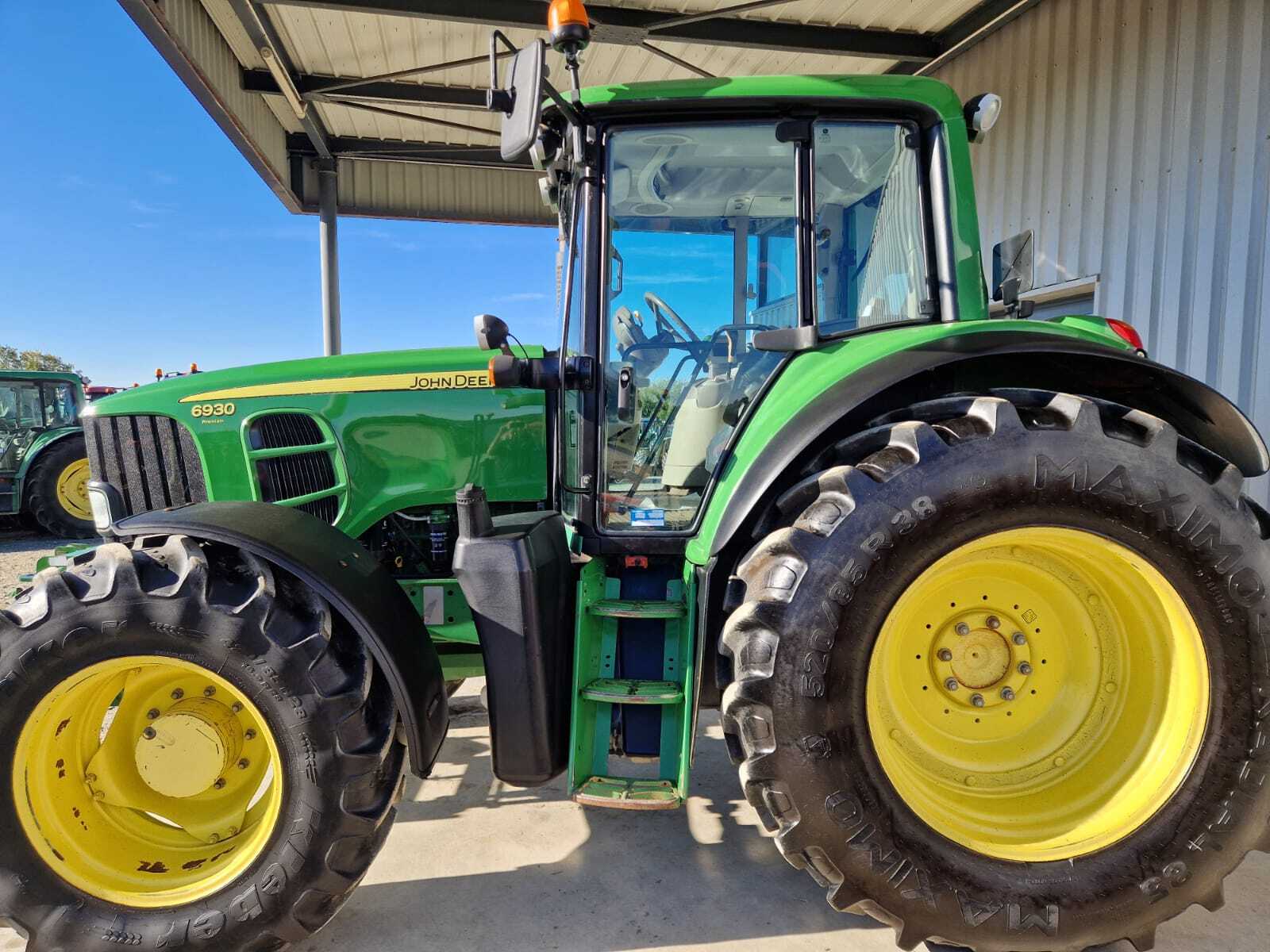 JOHN DEERE 6930 PREMIUM