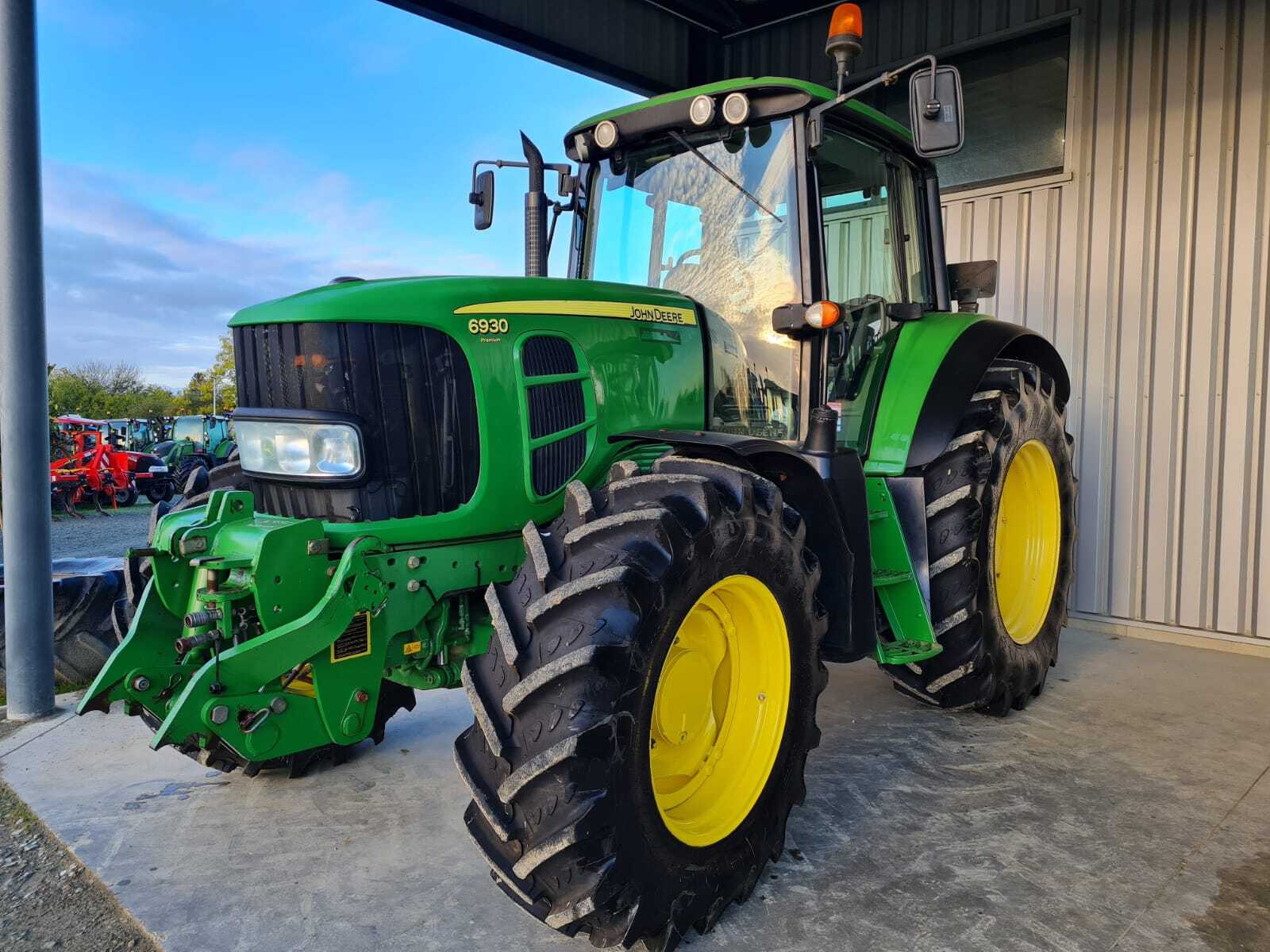 JOHN DEERE 6930 PREMIUM