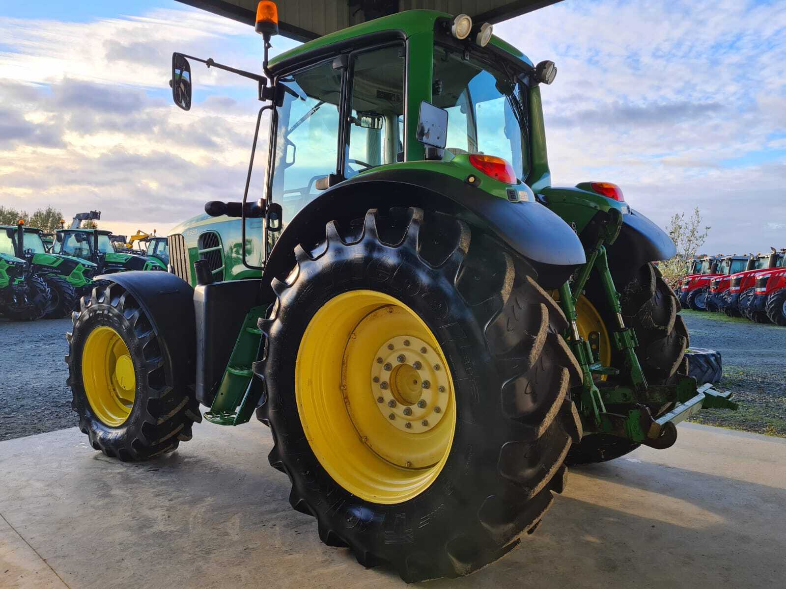 JOHN DEERE 6930 PREMIUM