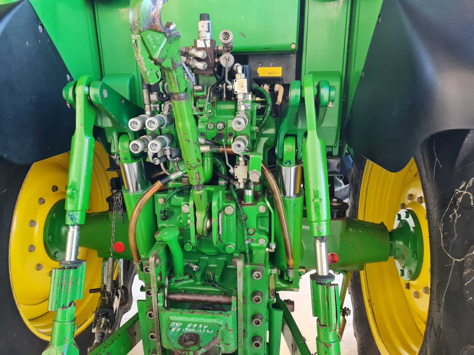 JOHN DEERE 6930 PREMIUM