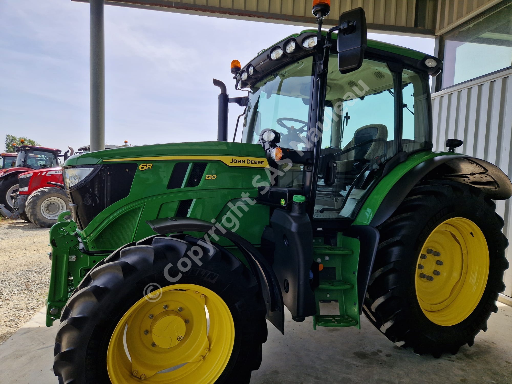 JOHN DEERE 6R120