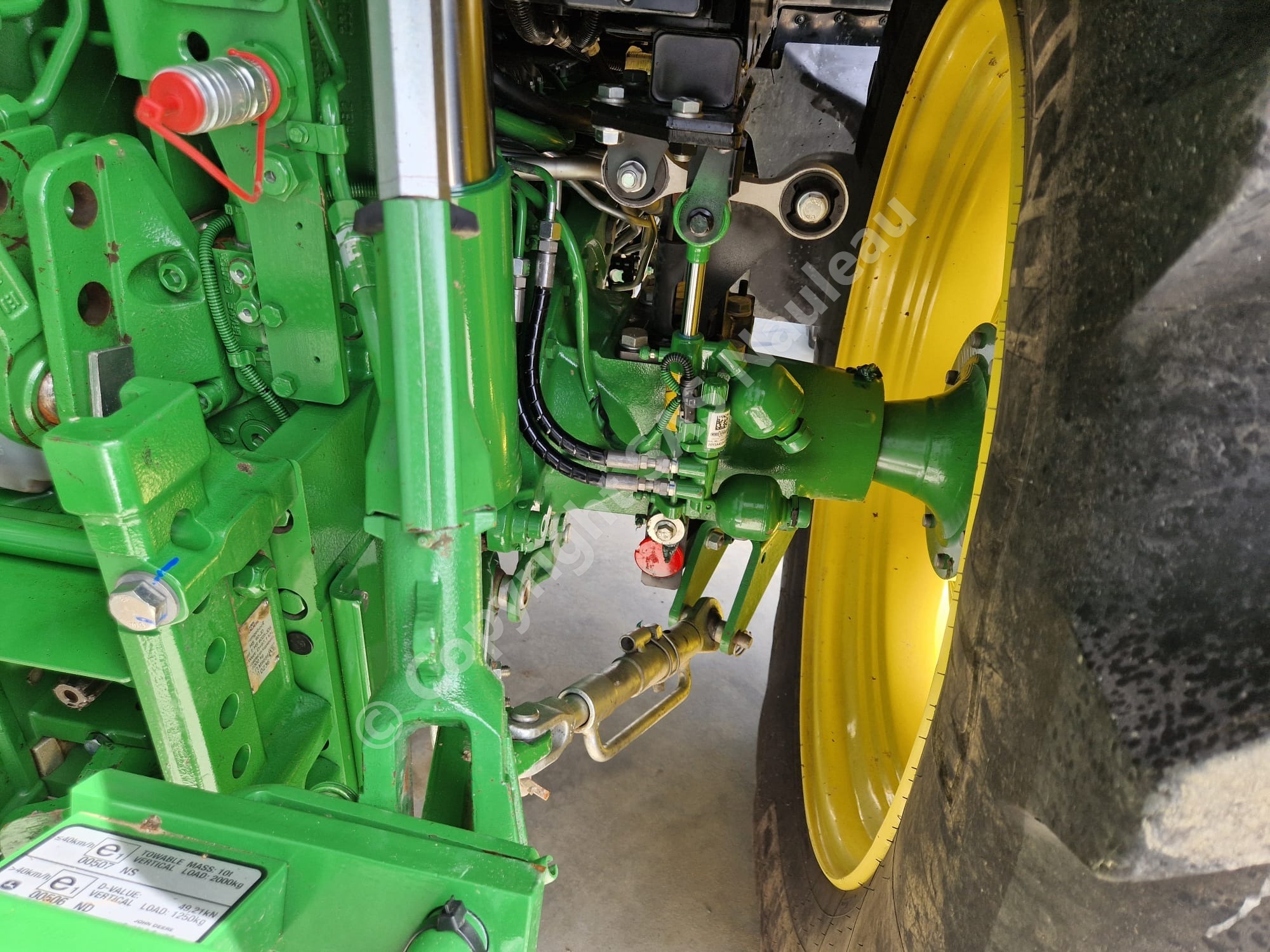 JOHN DEERE 6R120