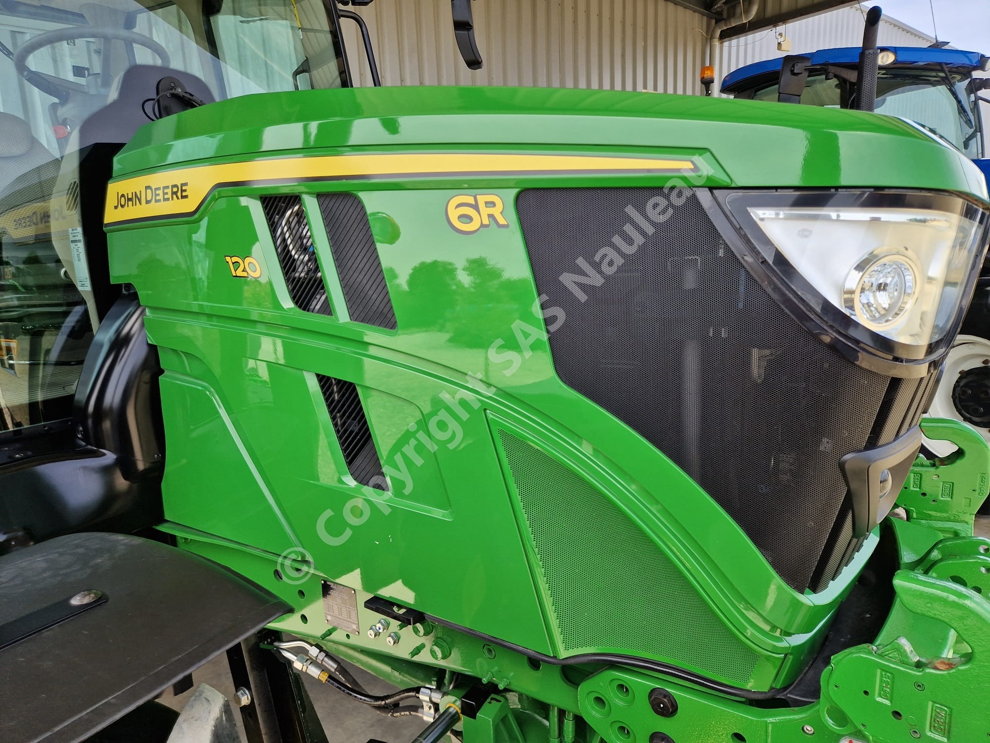 JOHN DEERE 6R120