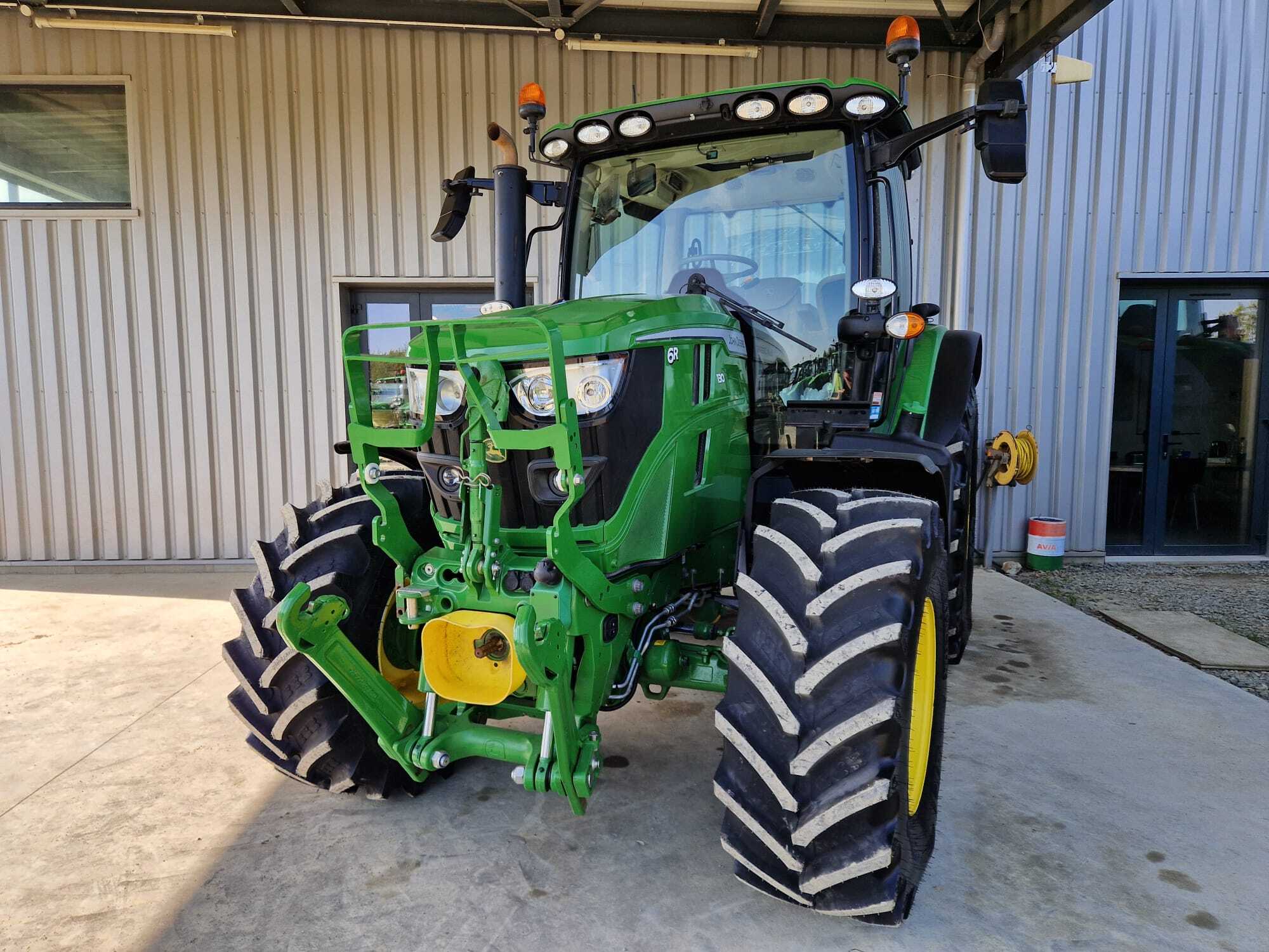 JOHN DEERE 6R130