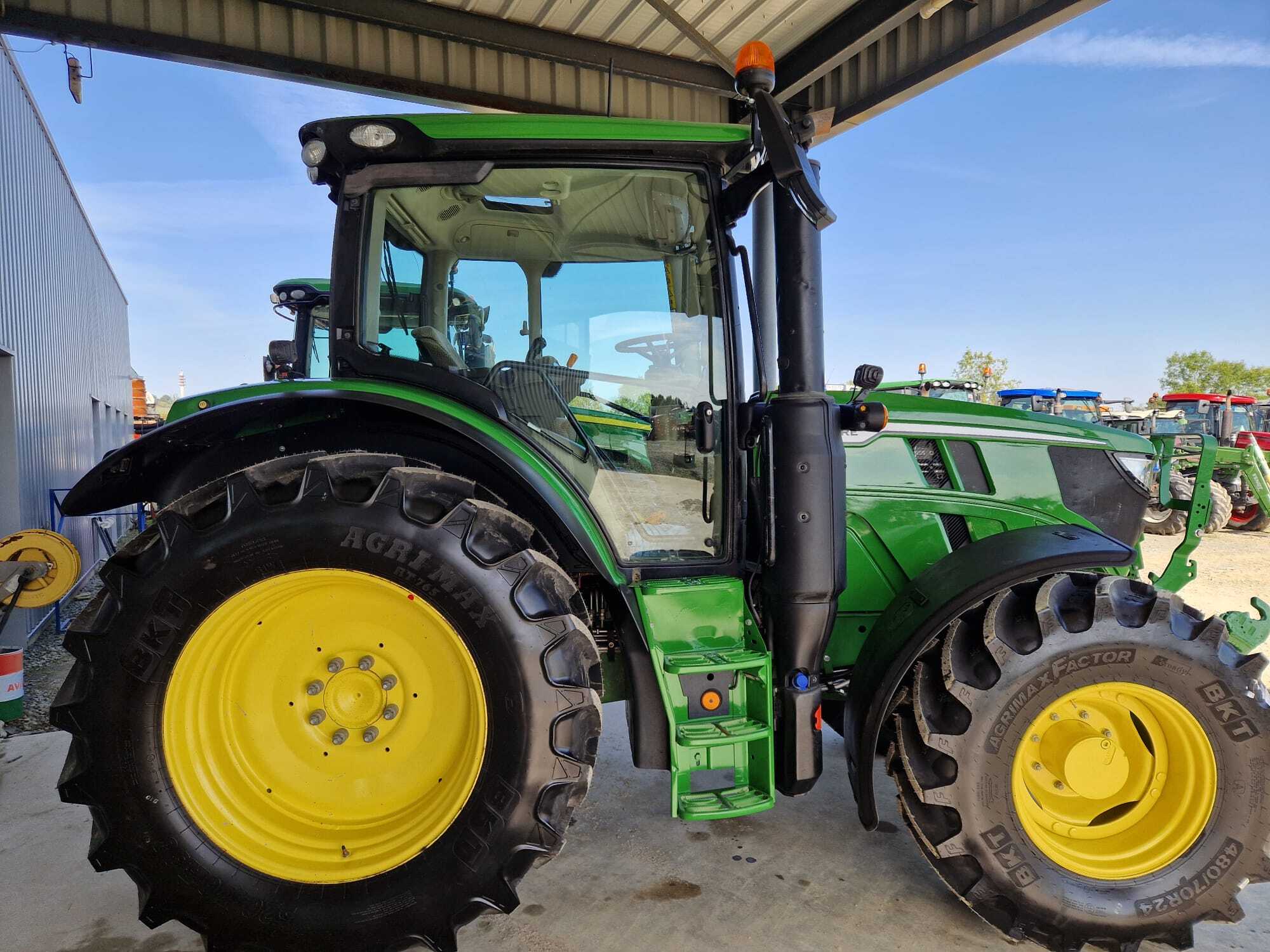 JOHN DEERE 6R130