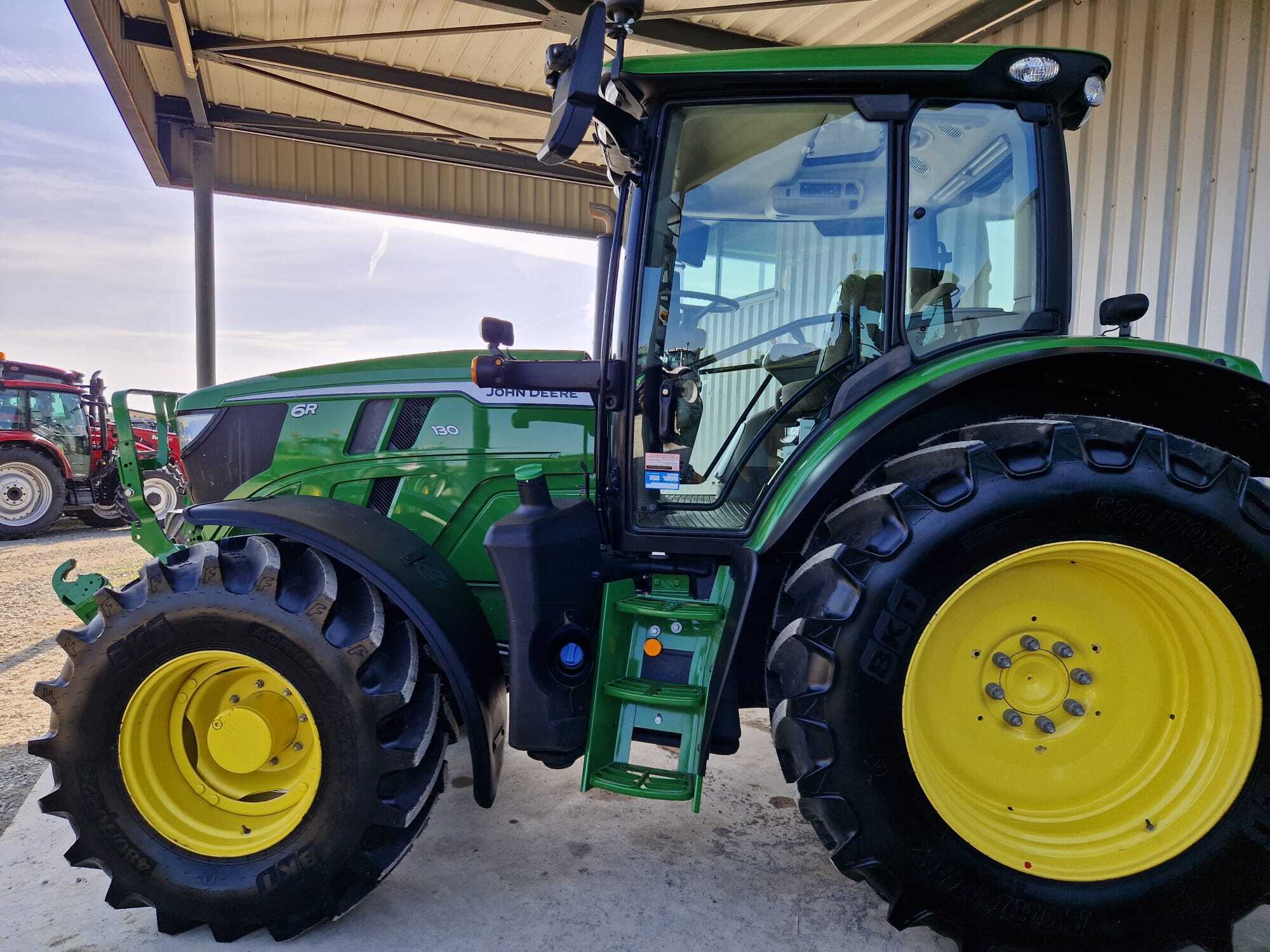 JOHN DEERE 6R130