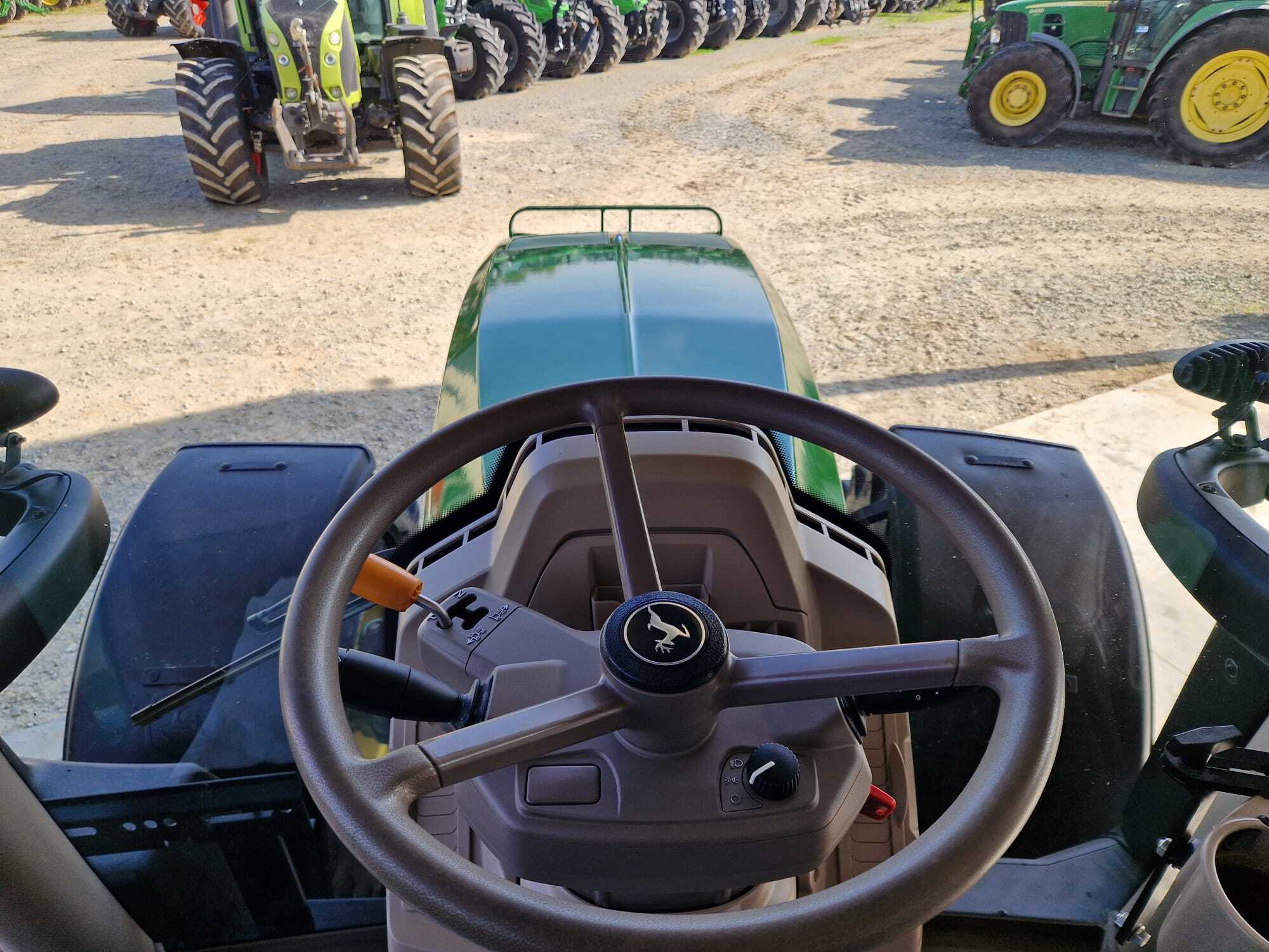 JOHN DEERE 6R130
