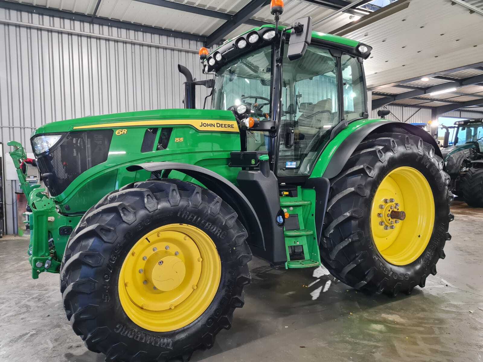 JOHN DEERE 6R155