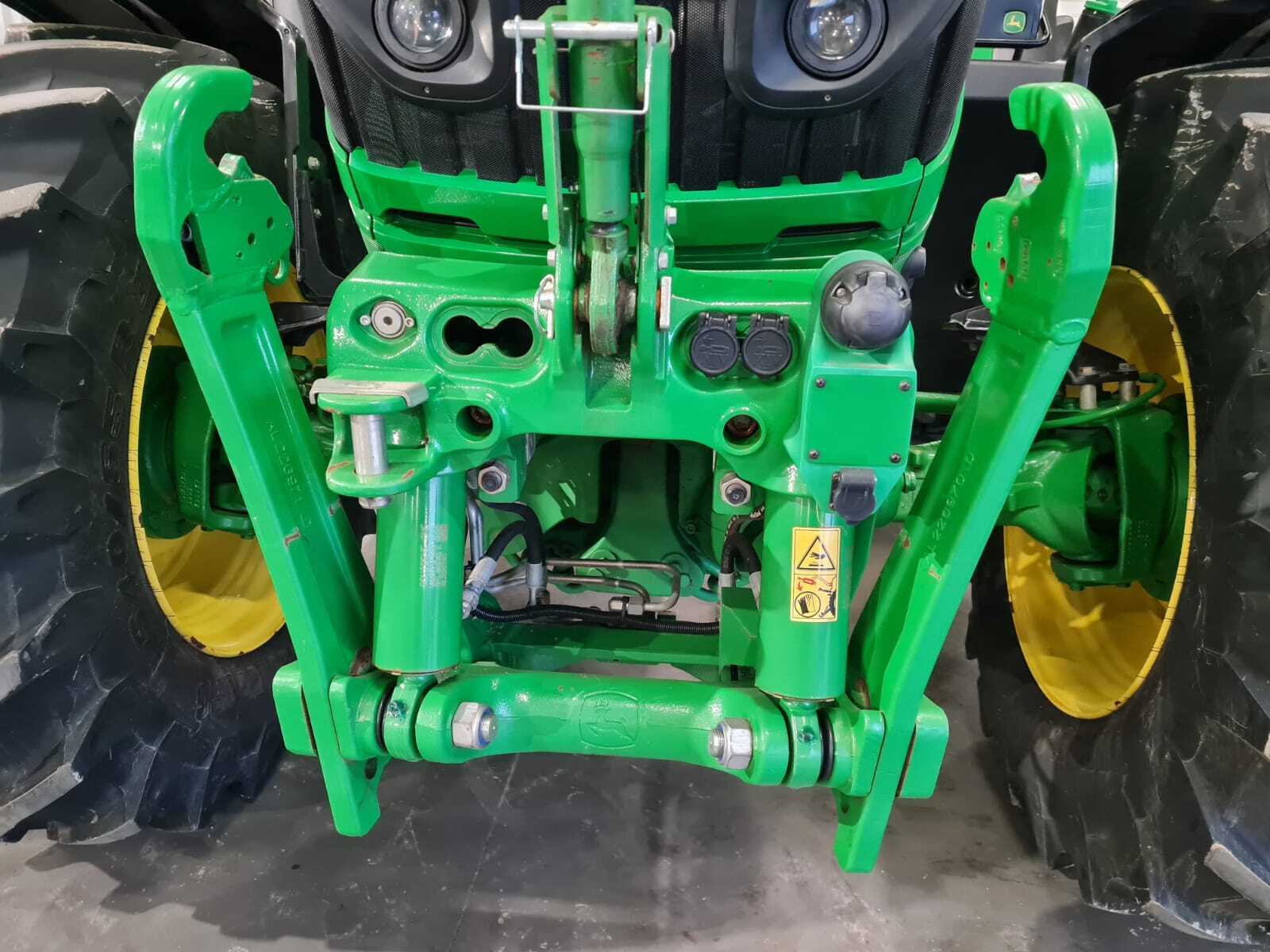 JOHN DEERE 6R155