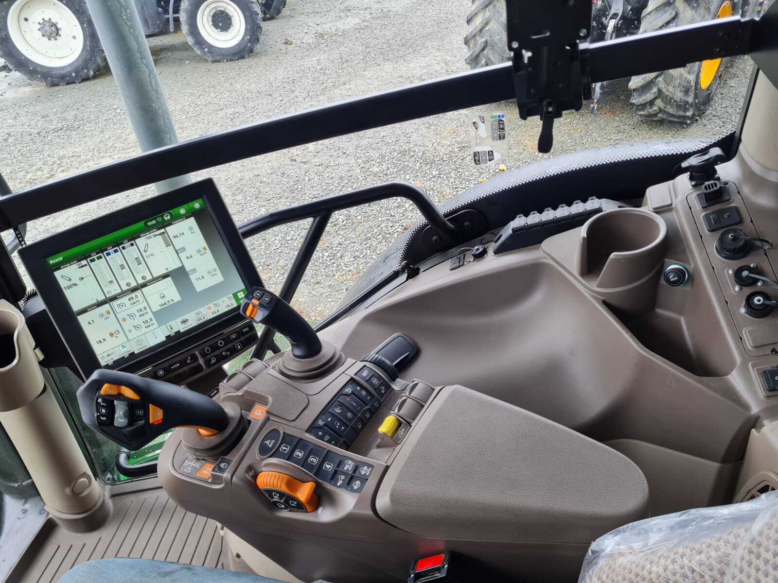 JOHN DEERE 6R165
