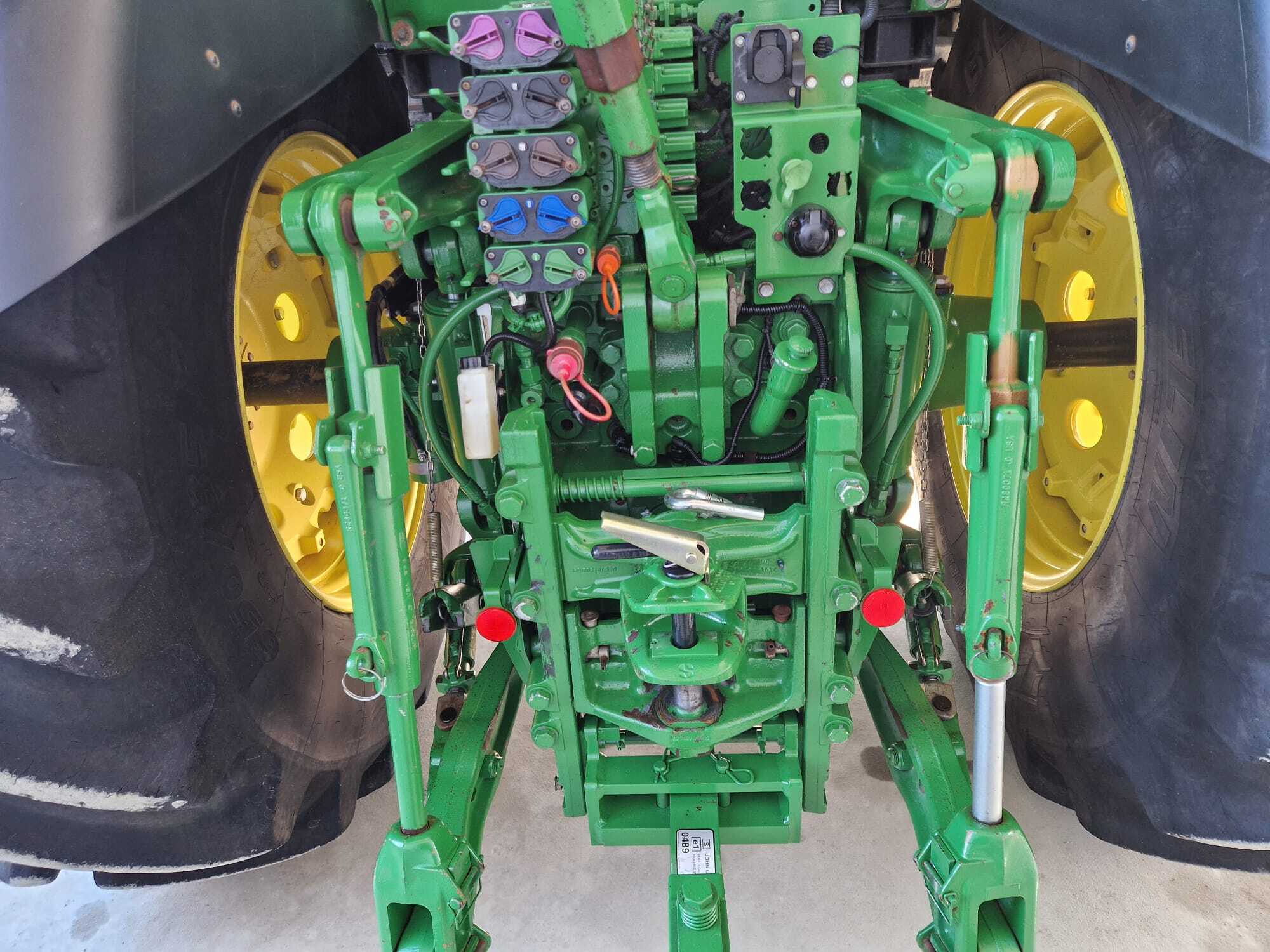 JOHN DEERE 7230R