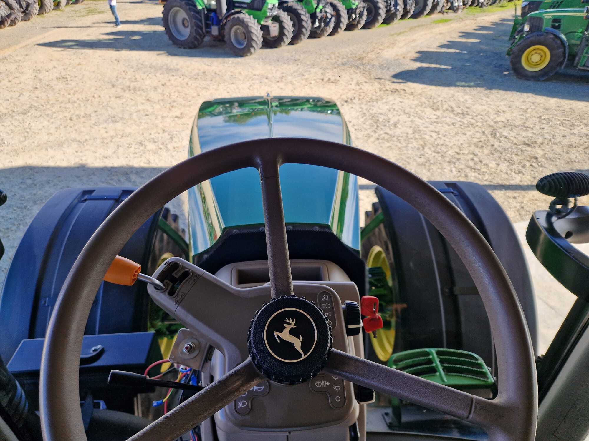 JOHN DEERE 7230R