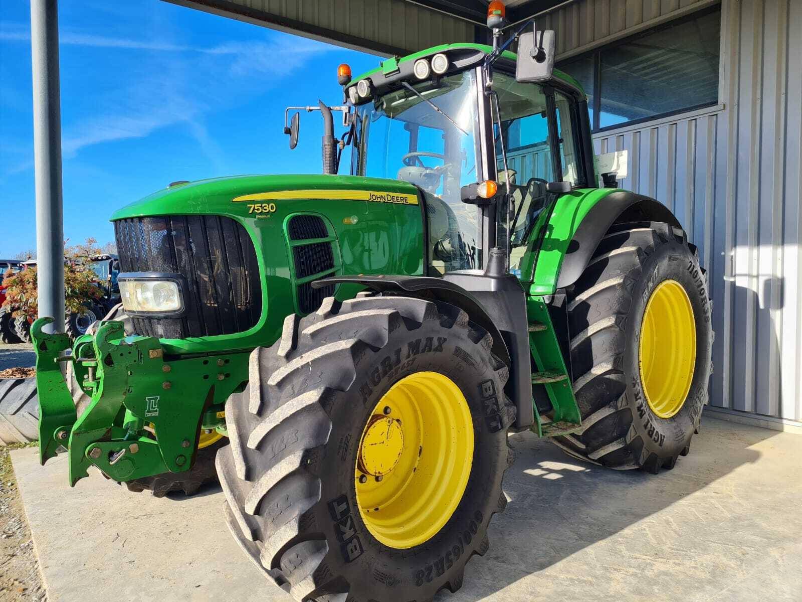 JOHN DEERE 7530 PREMIUM