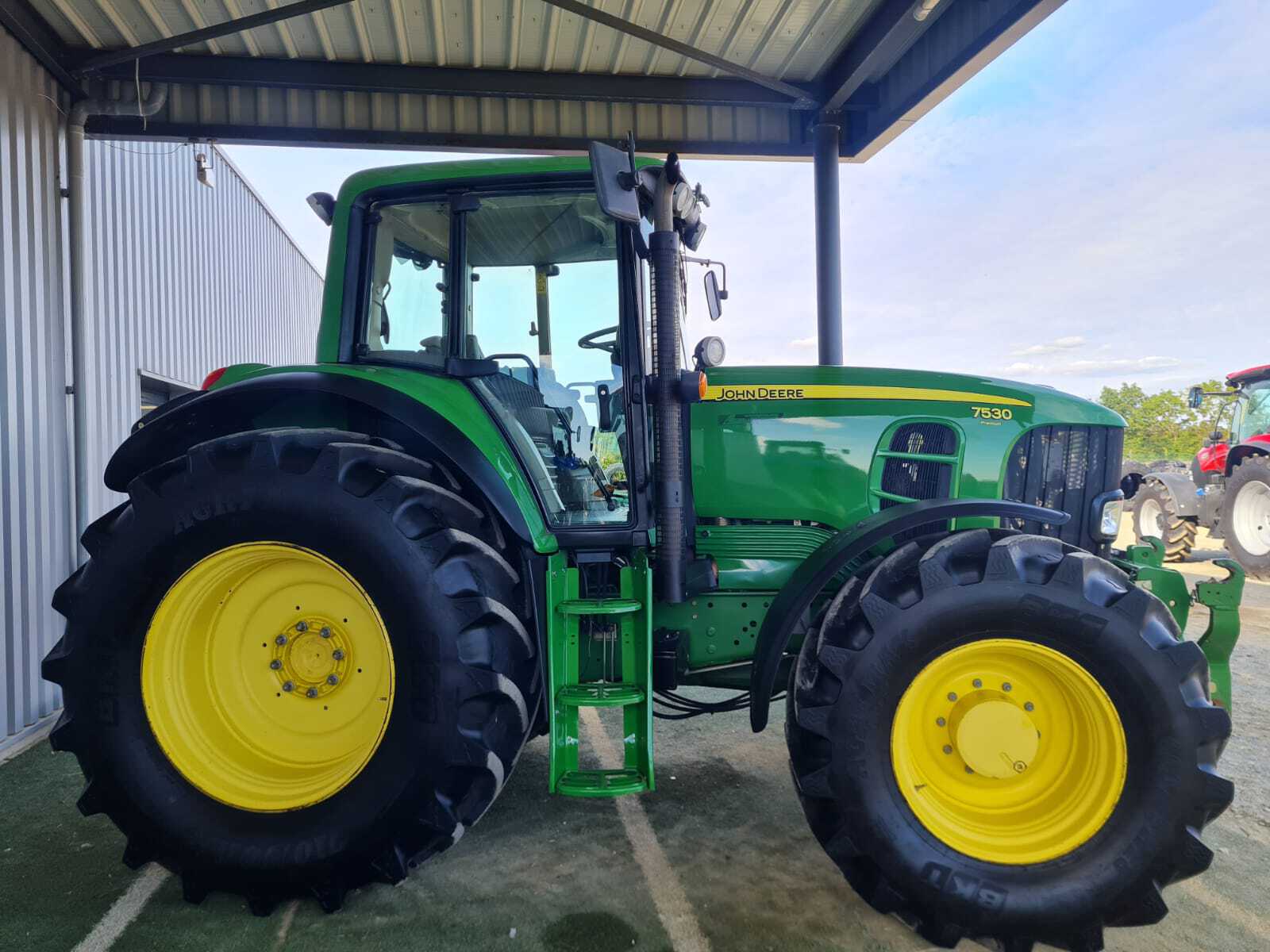 JOHN DEERE 7530 PREMIUM