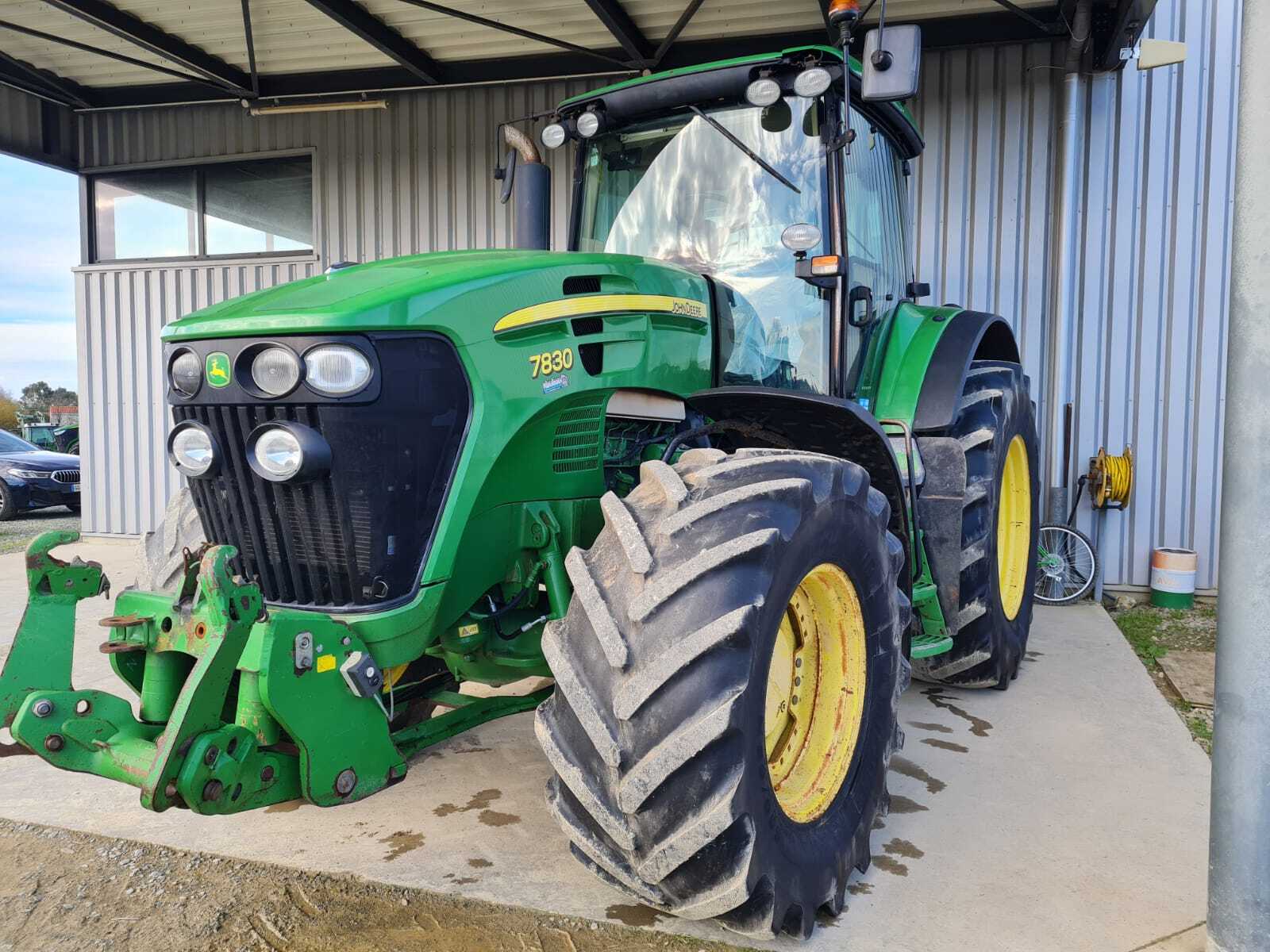 JOHN DEERE 7830