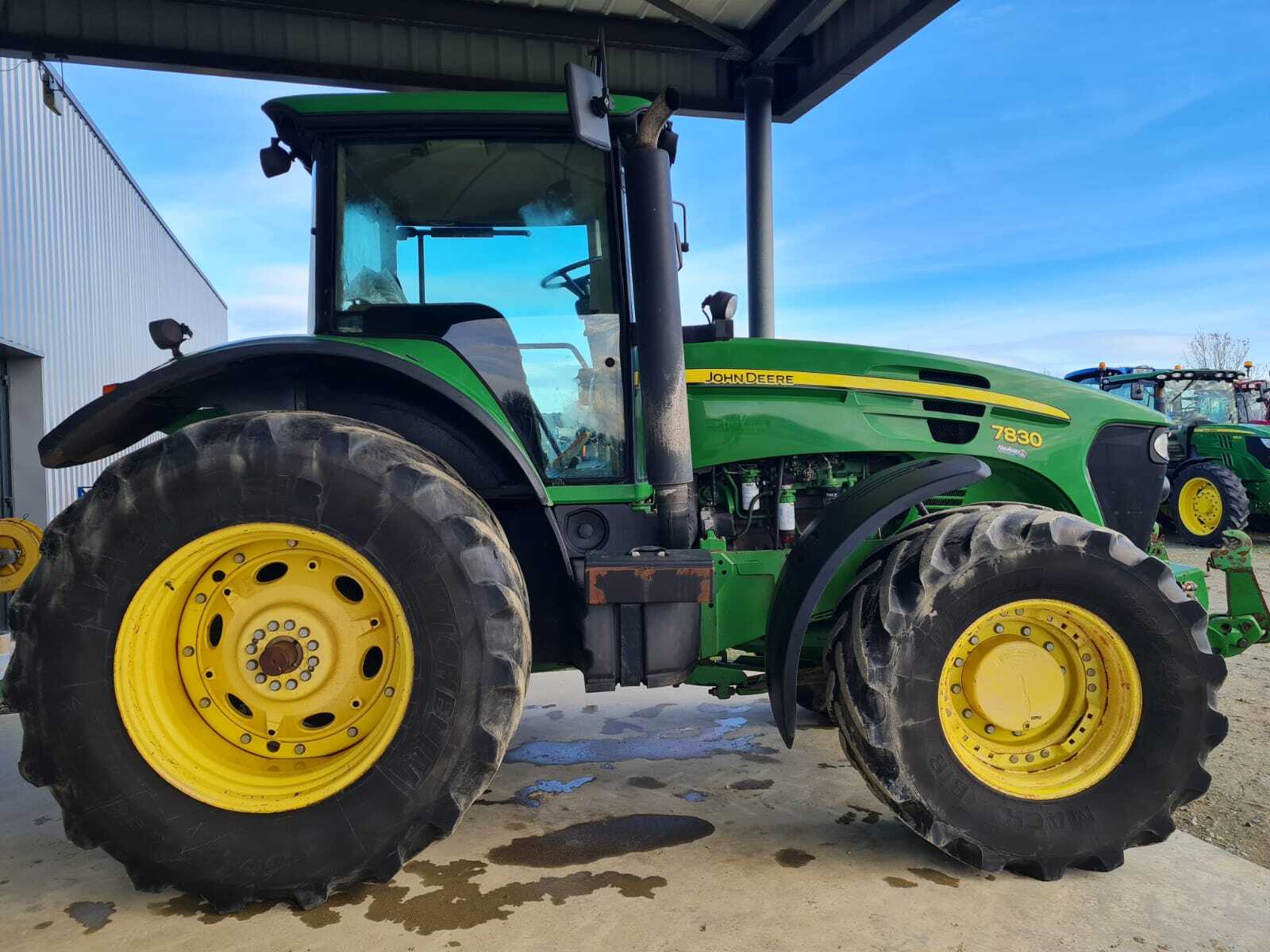 JOHN DEERE 7830