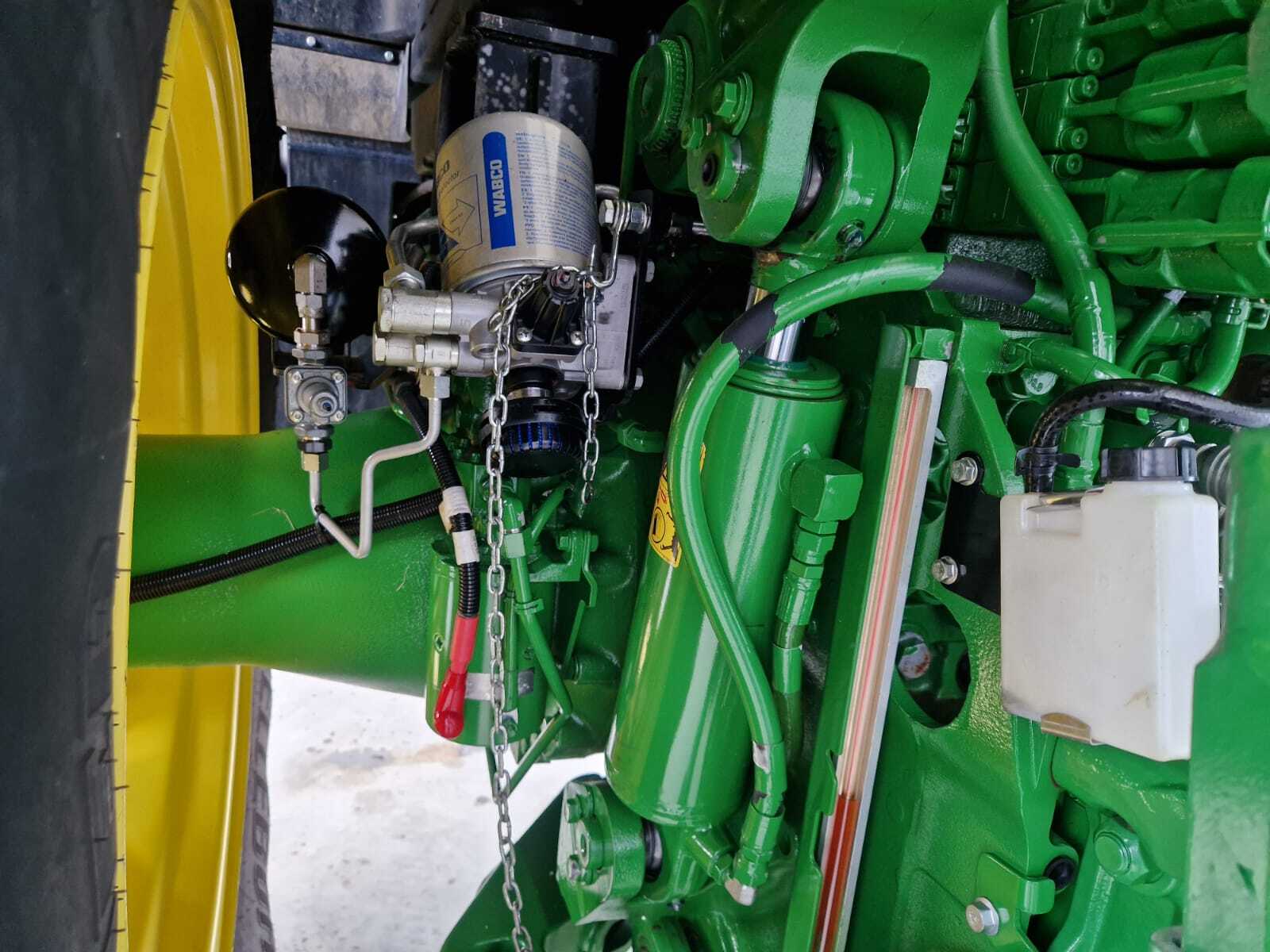 JOHN DEERE 7R310