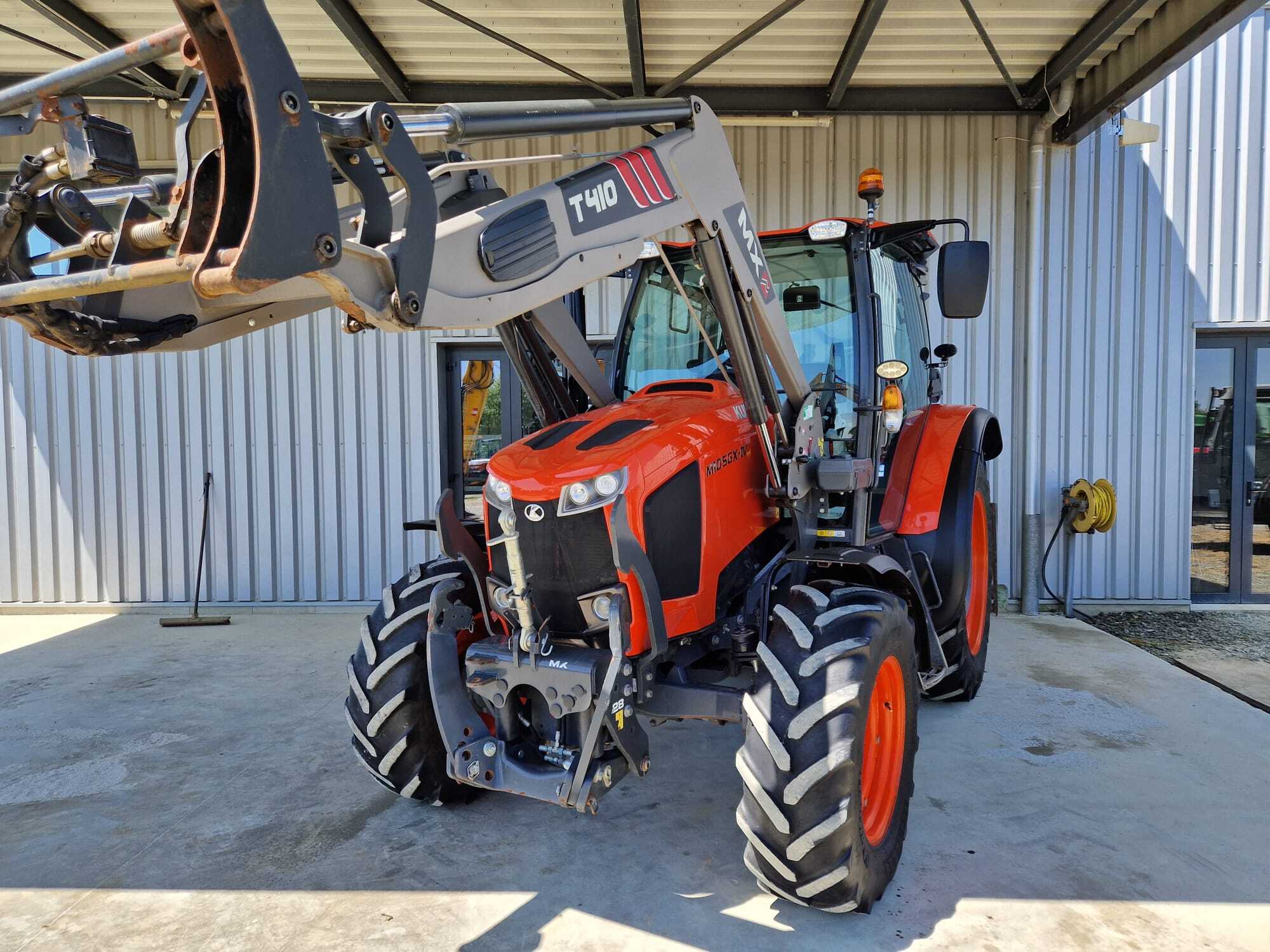 KUBOTA M105 GX-IV