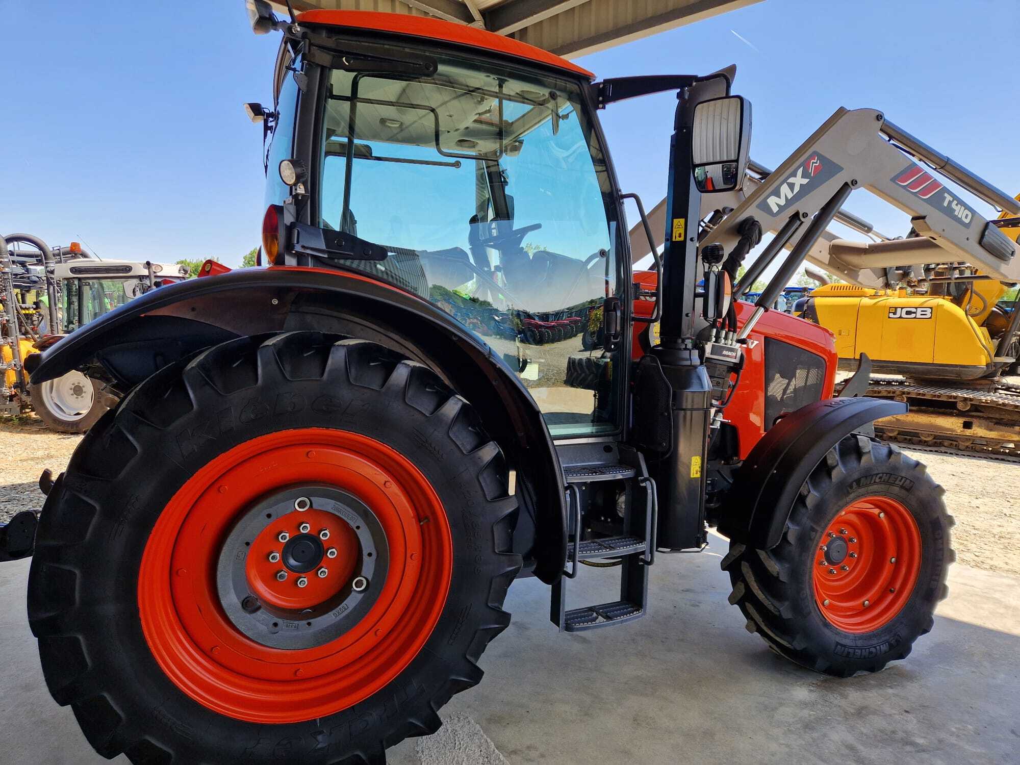 KUBOTA M105 GX-IV