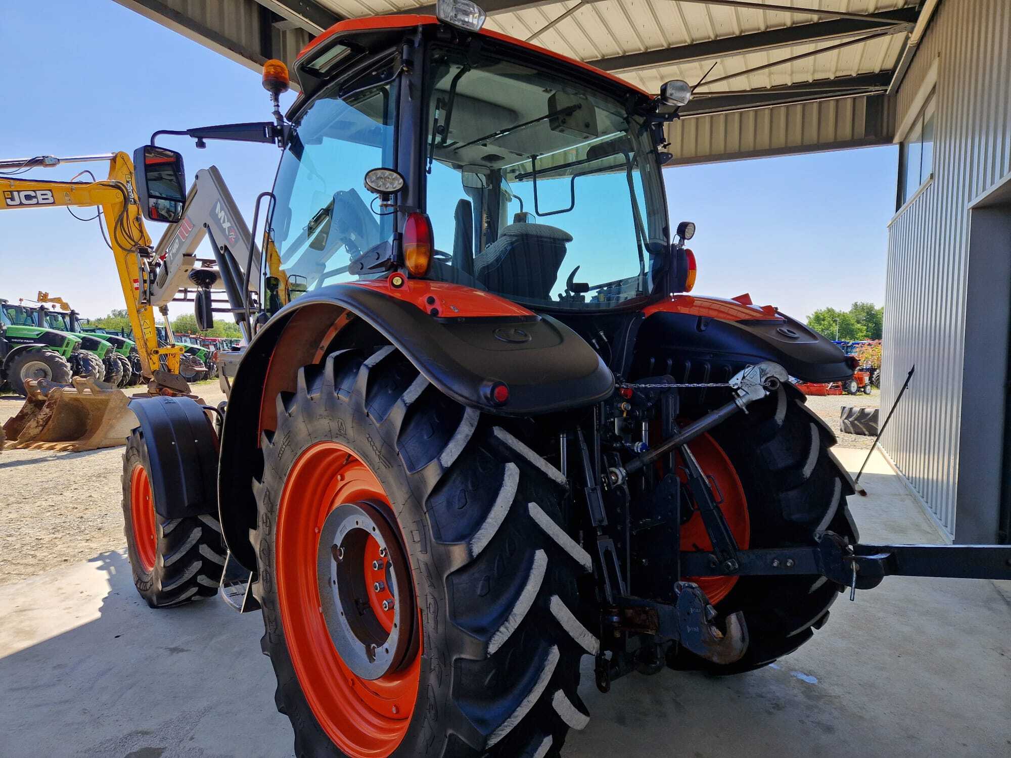 KUBOTA M105 GX-IV