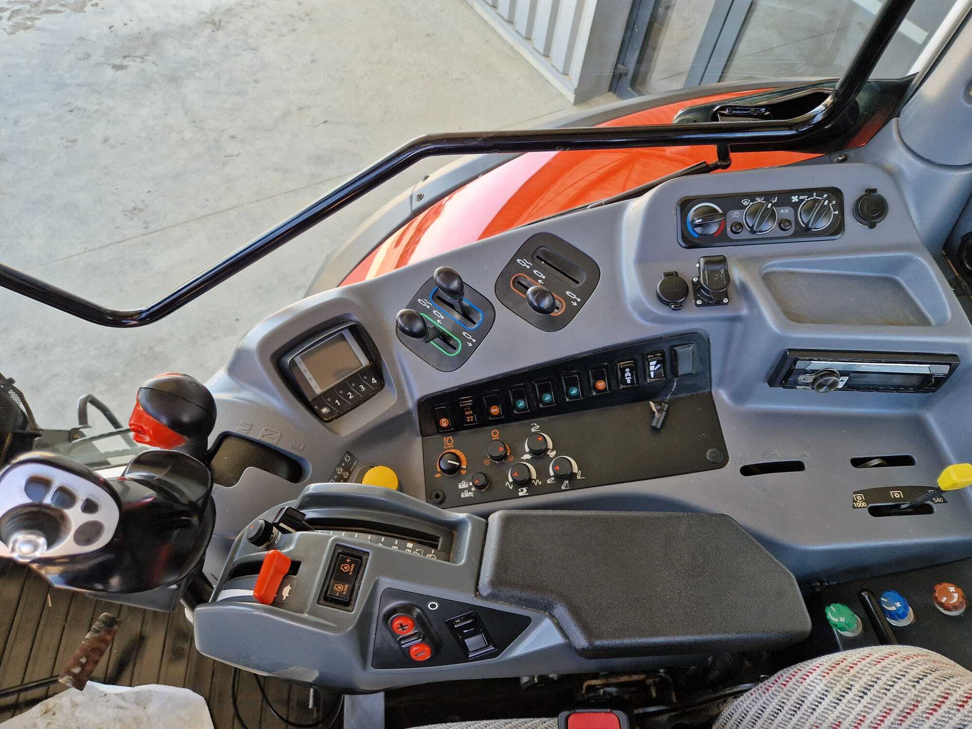 KUBOTA M105 GX-IV