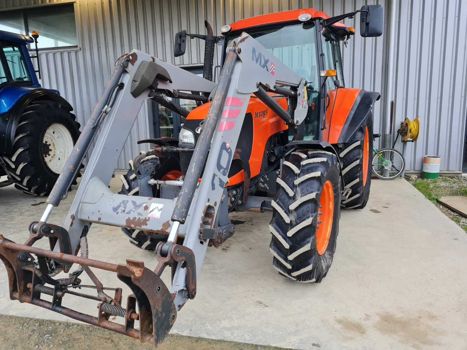 KUBOTA M108S