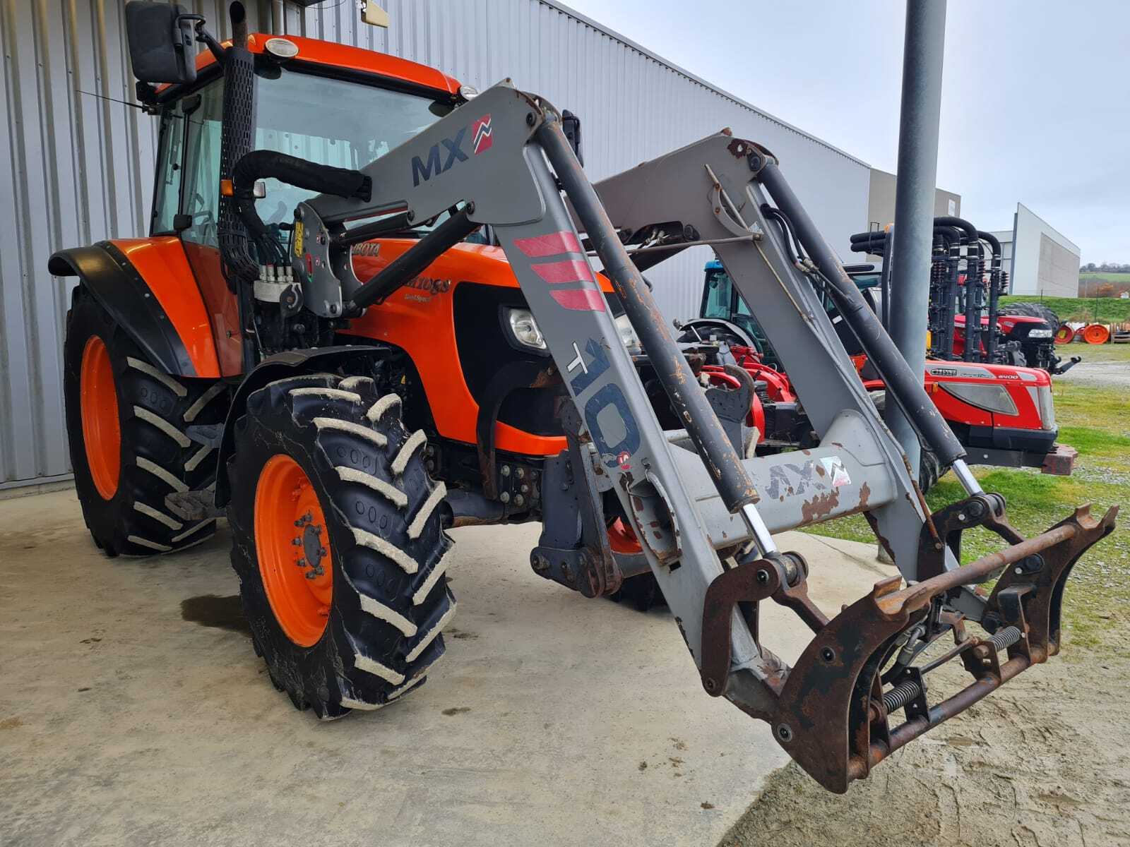 KUBOTA M108S