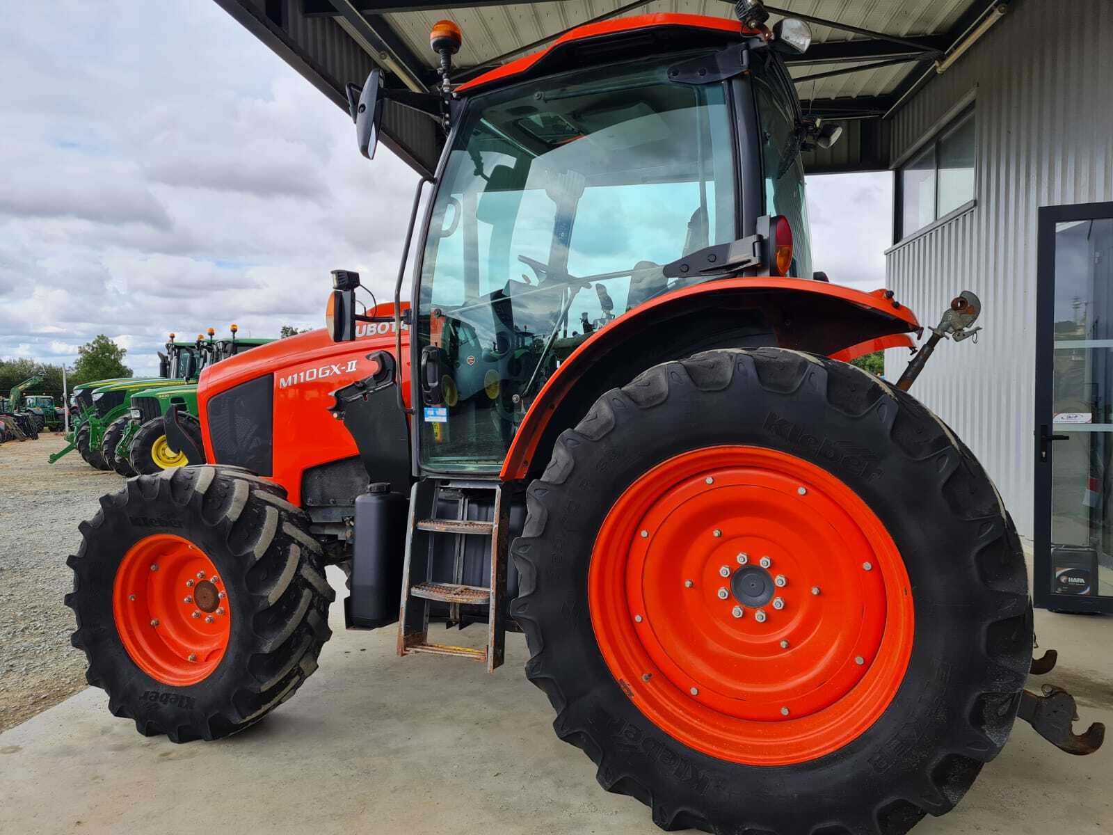 KUBOTA M110 GX-II