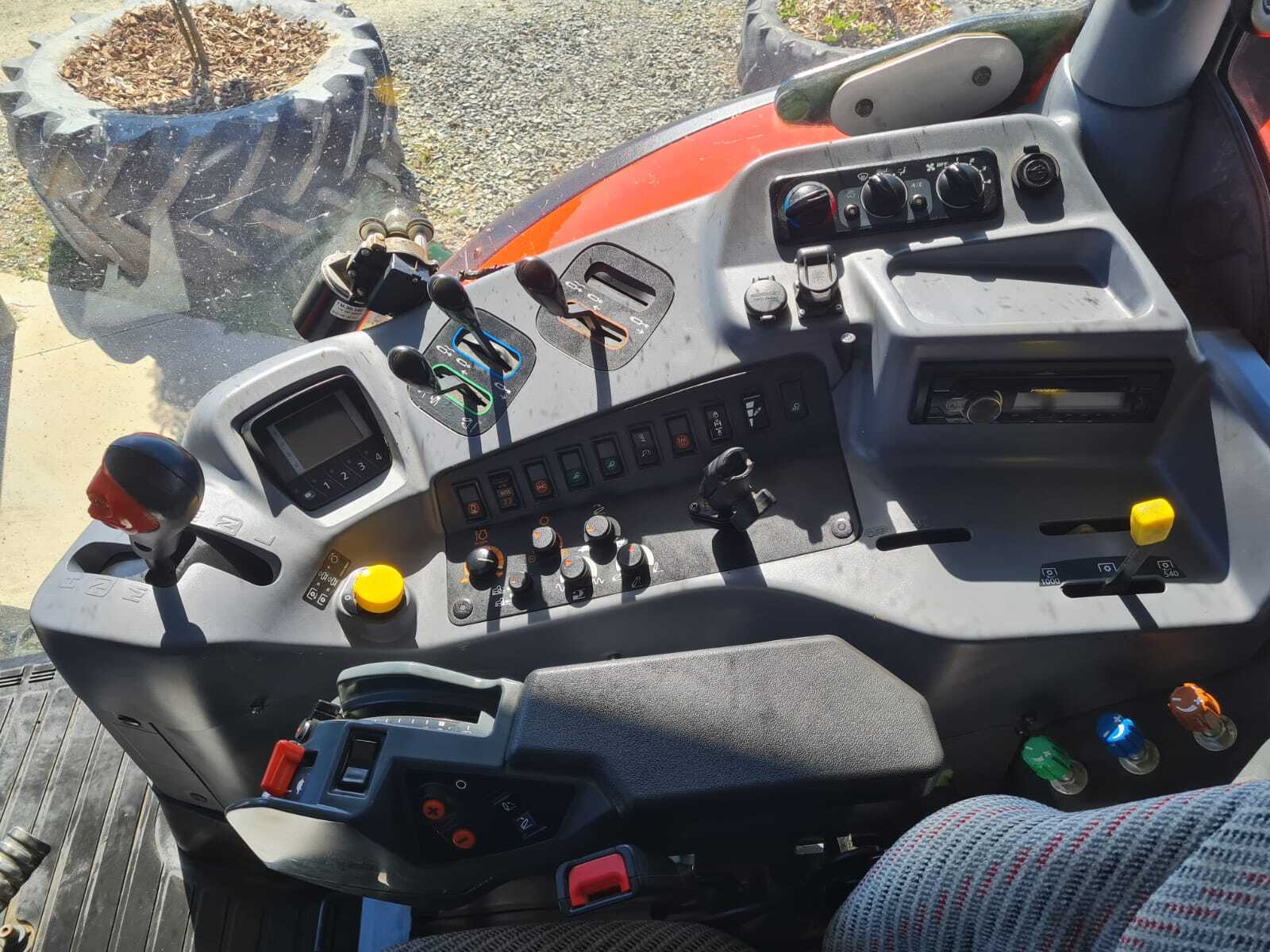 KUBOTA M125GX