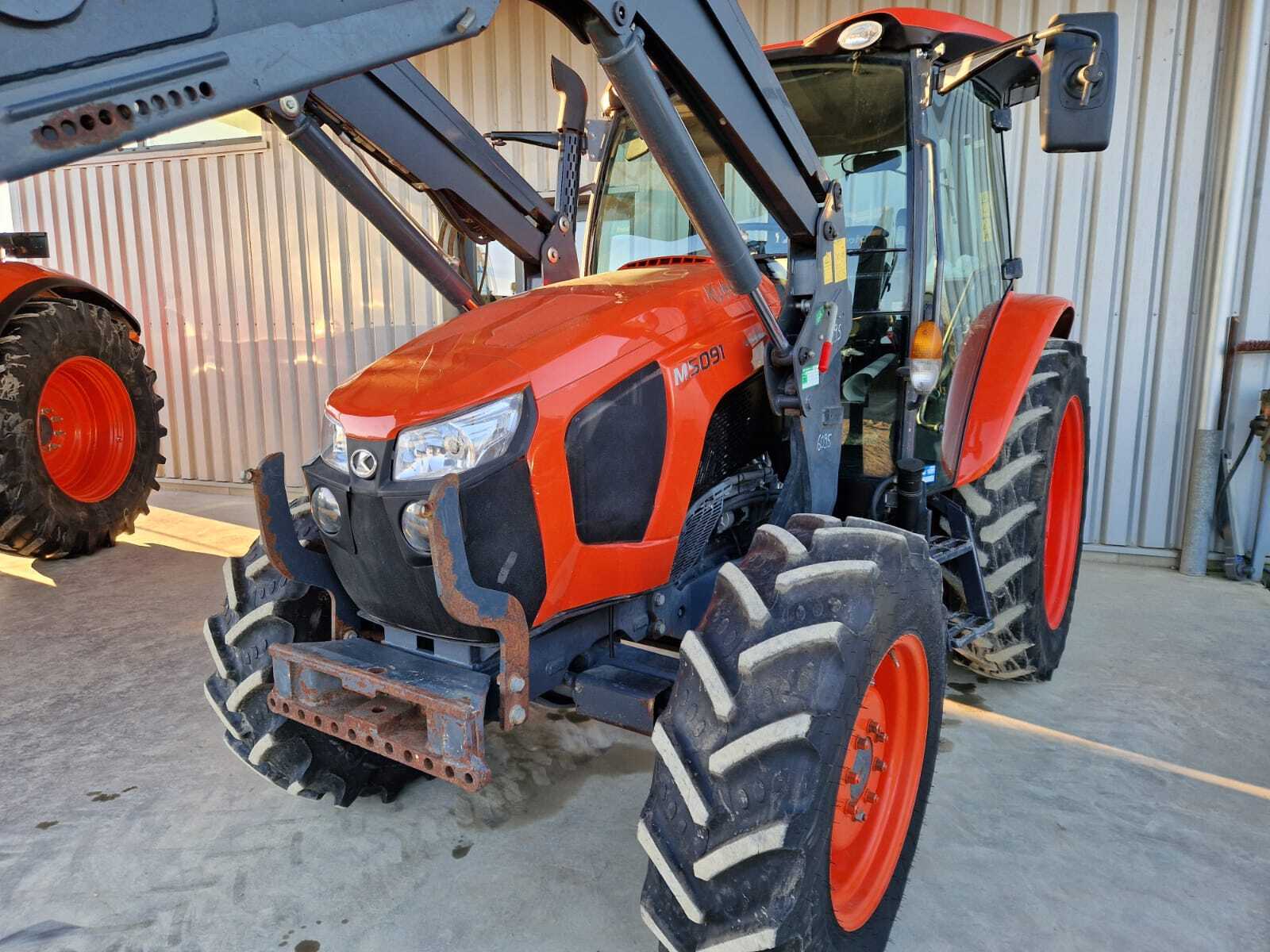 KUBOTA M5091 DTHQ