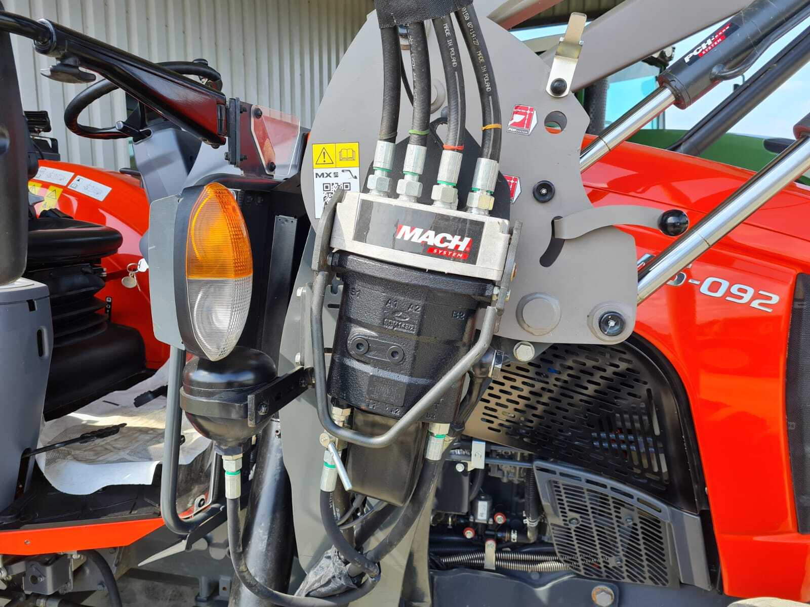 KUBOTA M5092