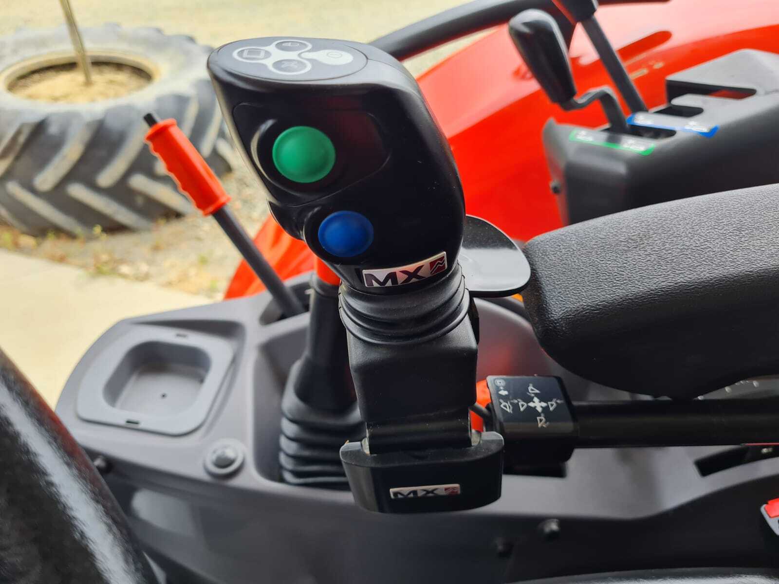 KUBOTA M5092