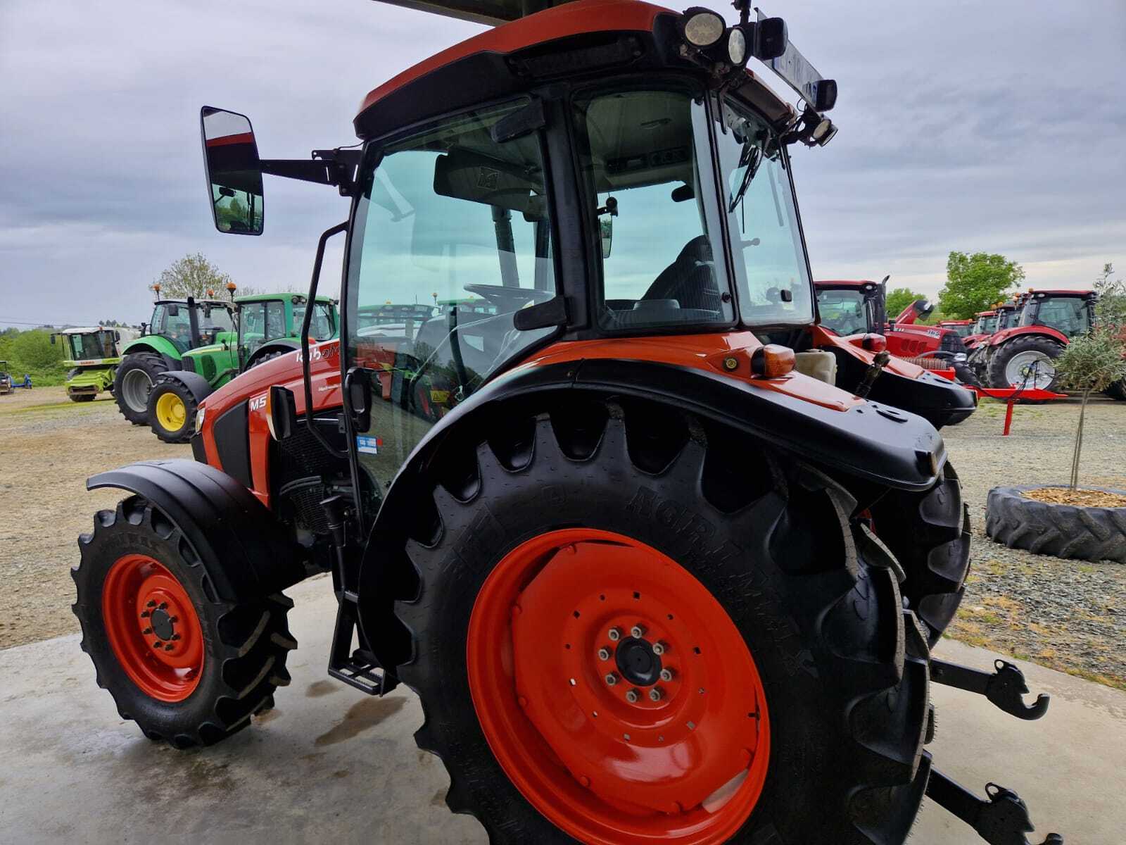 KUBOTA M5111