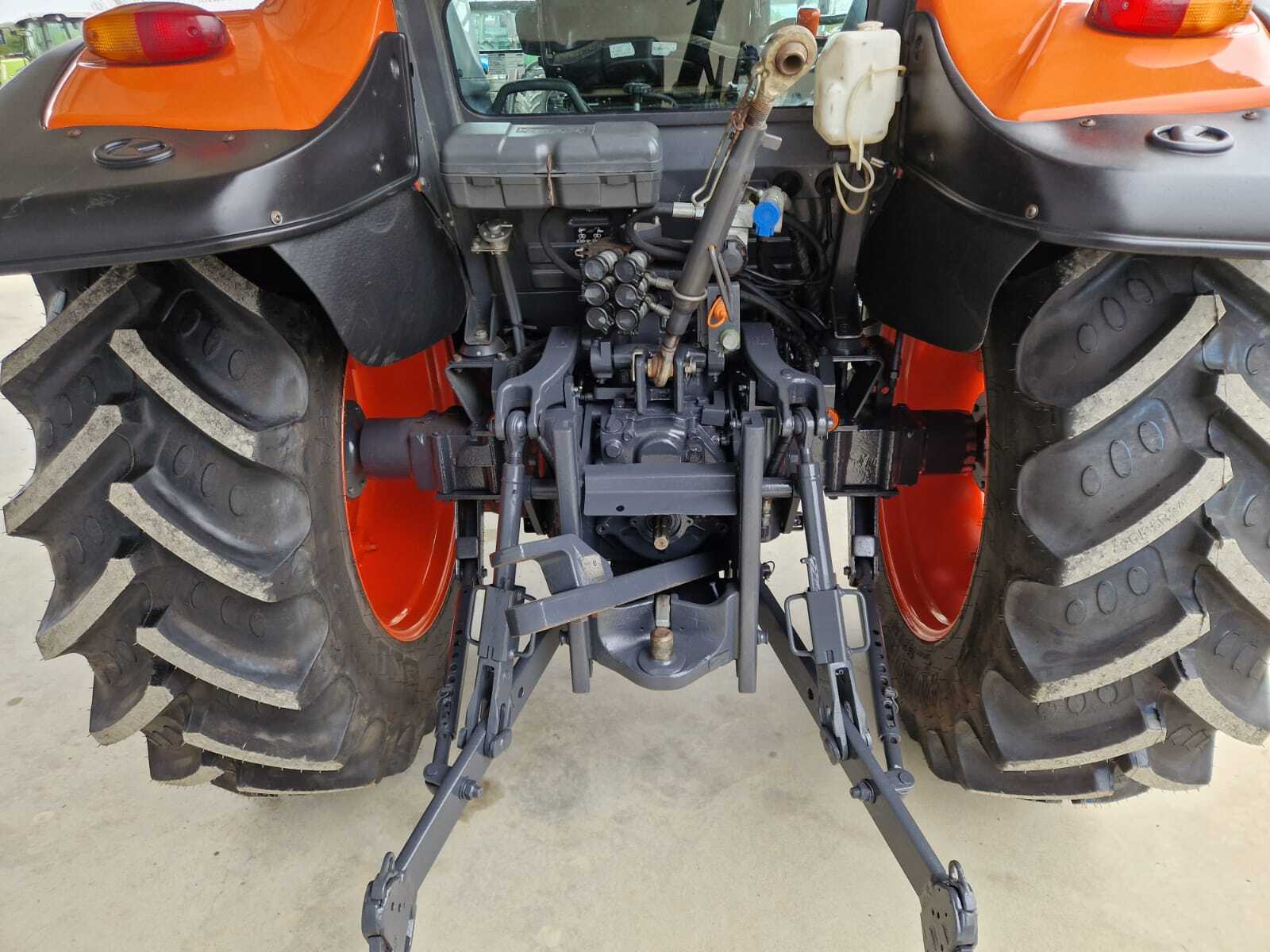 KUBOTA M5111