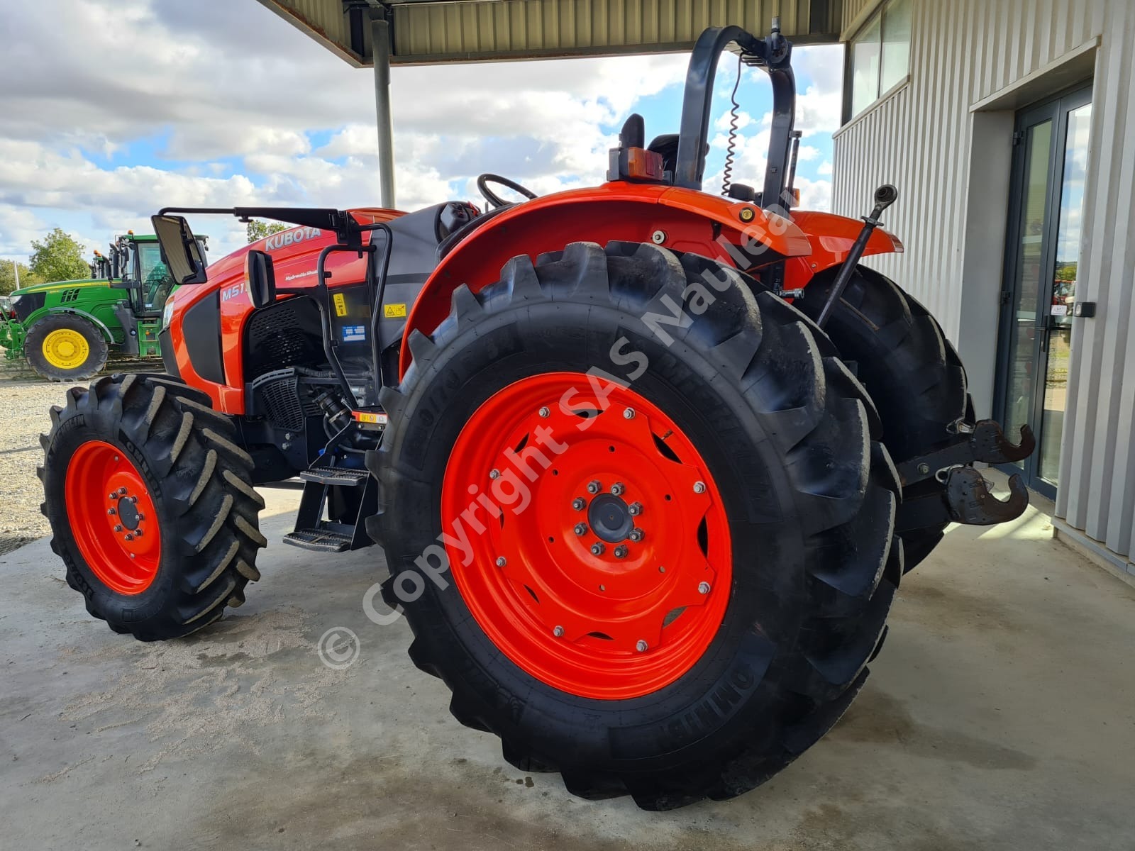 KUBOTA M5111