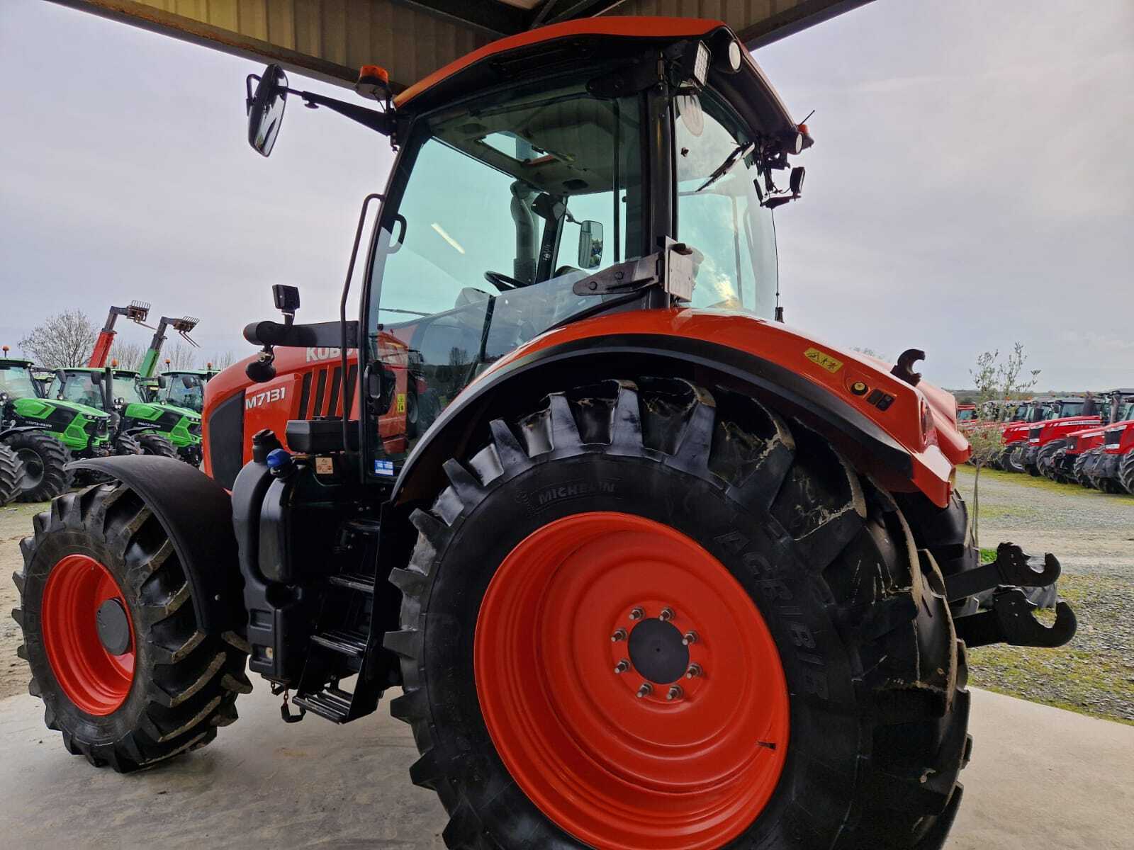 KUBOTA M7131 ACCESS