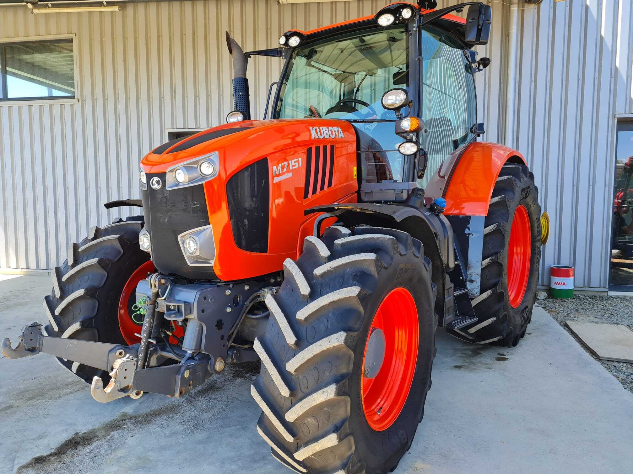 KUBOTA M7151 PREMIUM